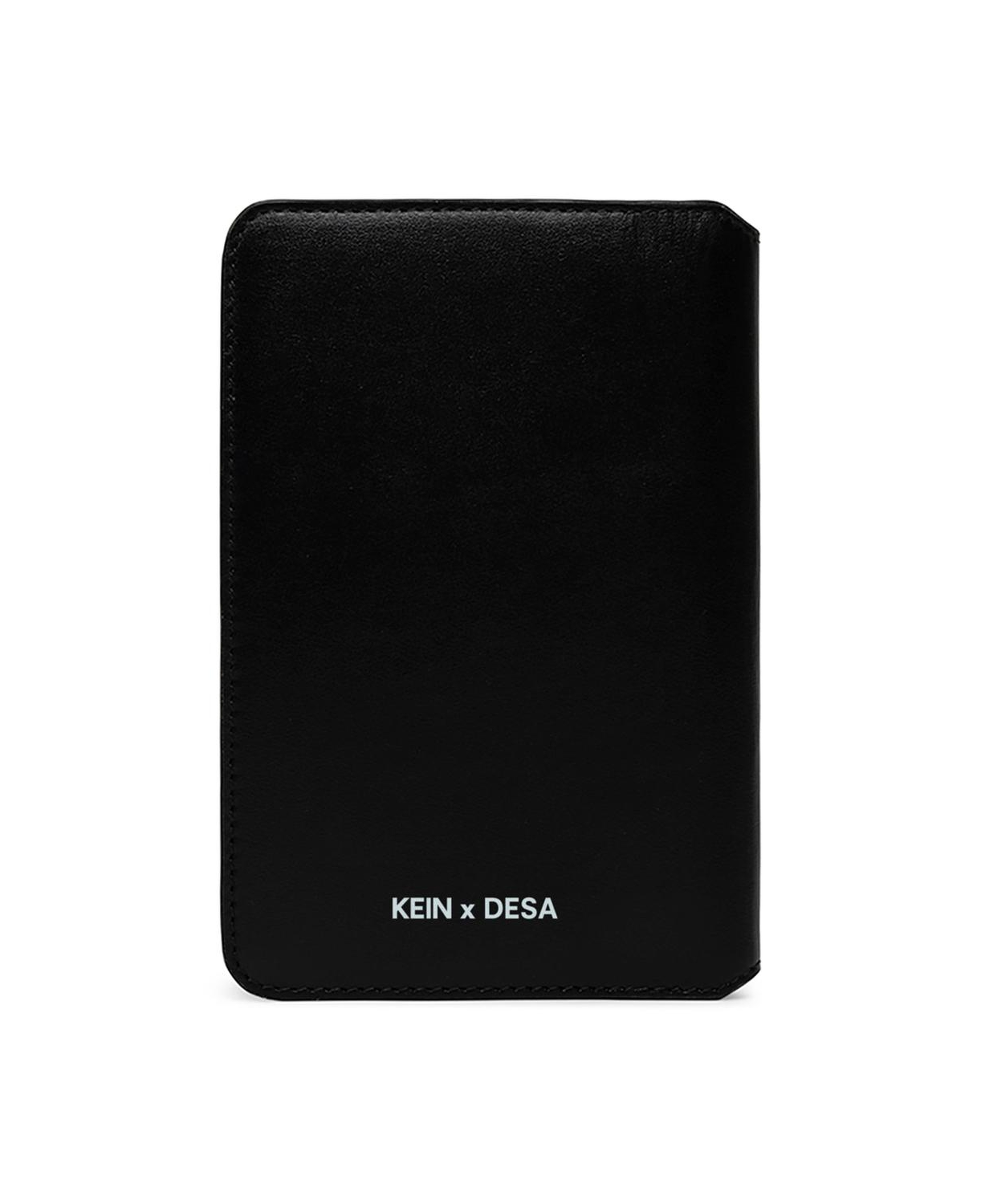 KeinxDesa Siyah Deri Pasaportluk