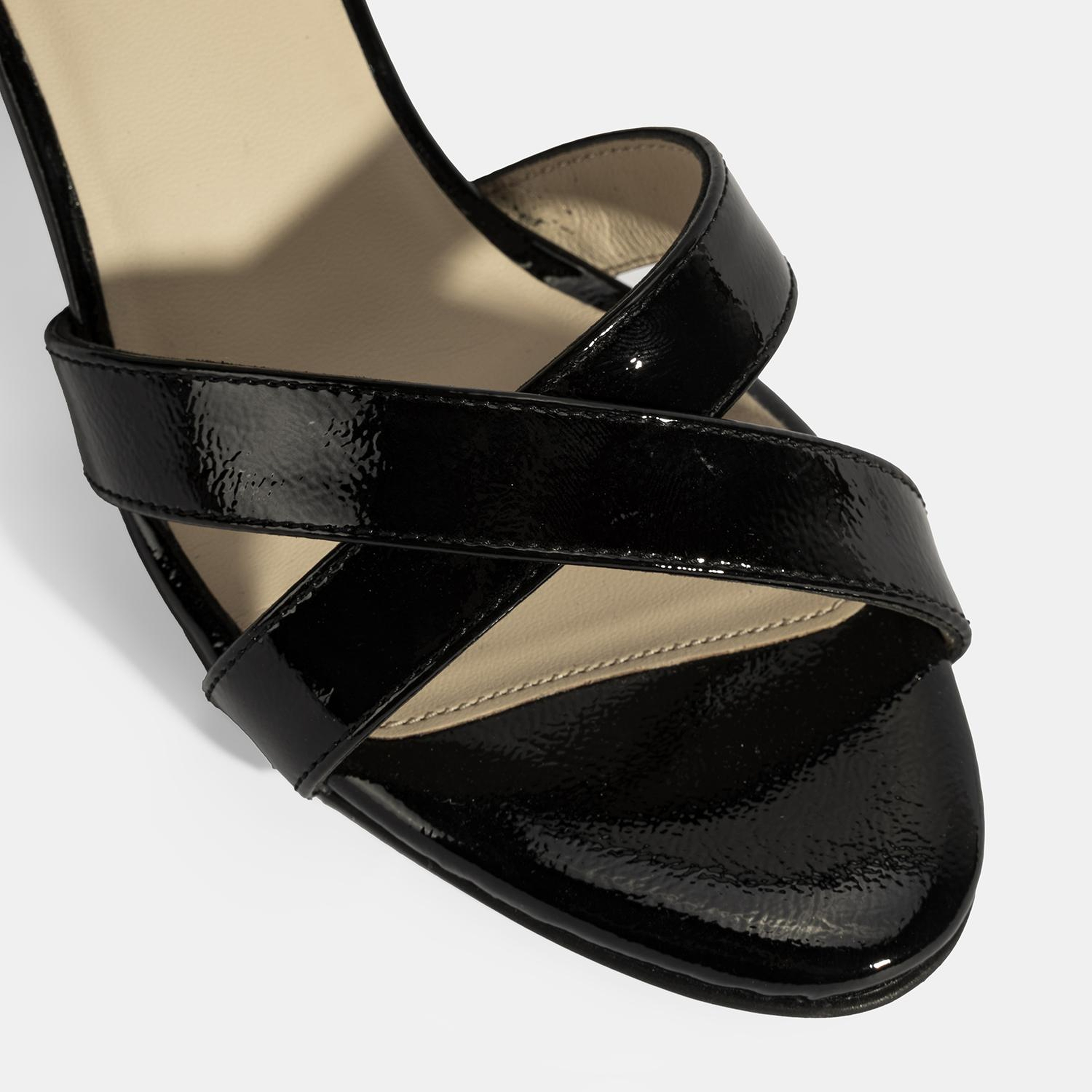 Hillary Siyah Kadın Ayarlanabilir Tokalı Topuklu DesaComfort Deri Sandalet