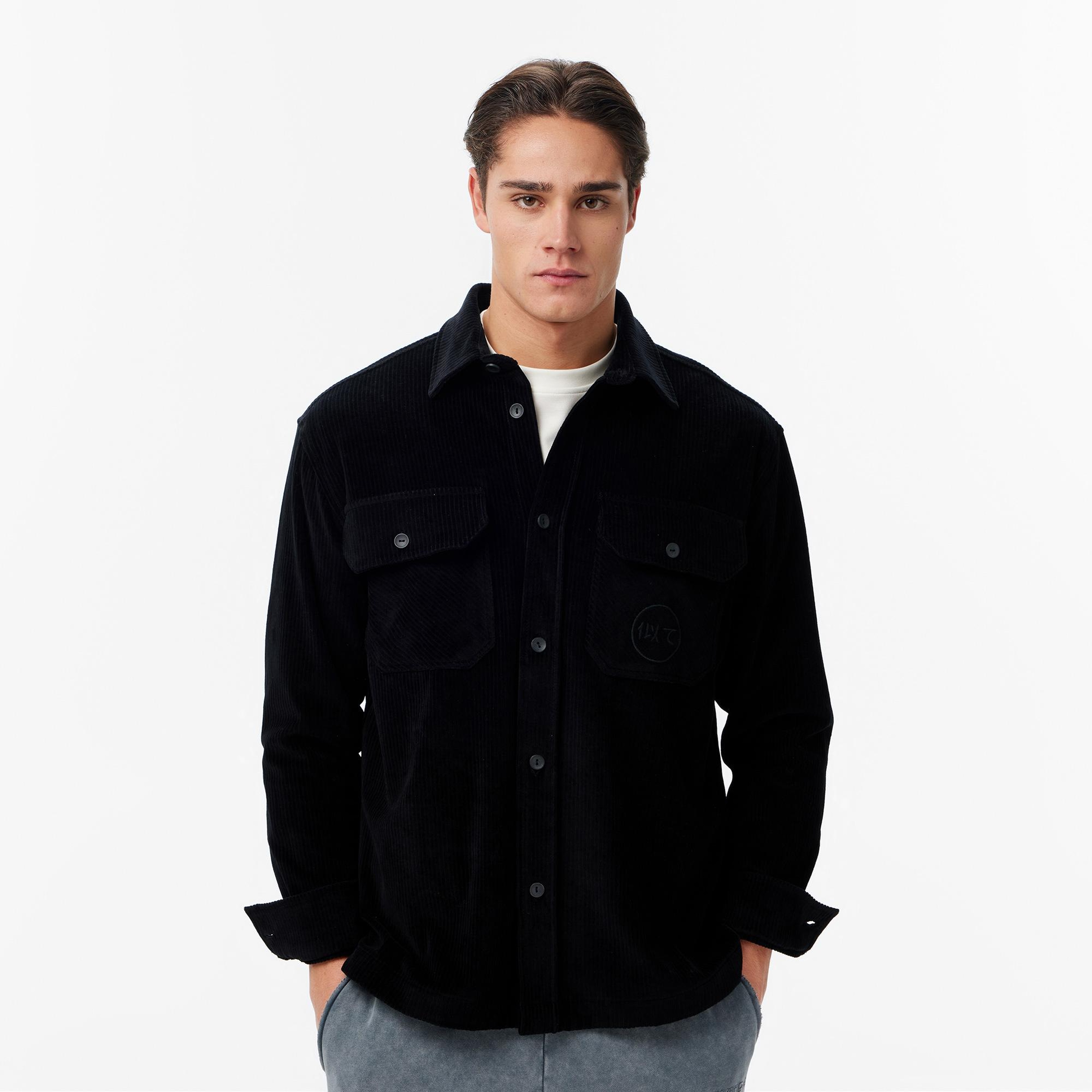 UNITED4 Essentials Erkek Siyah Gömlek