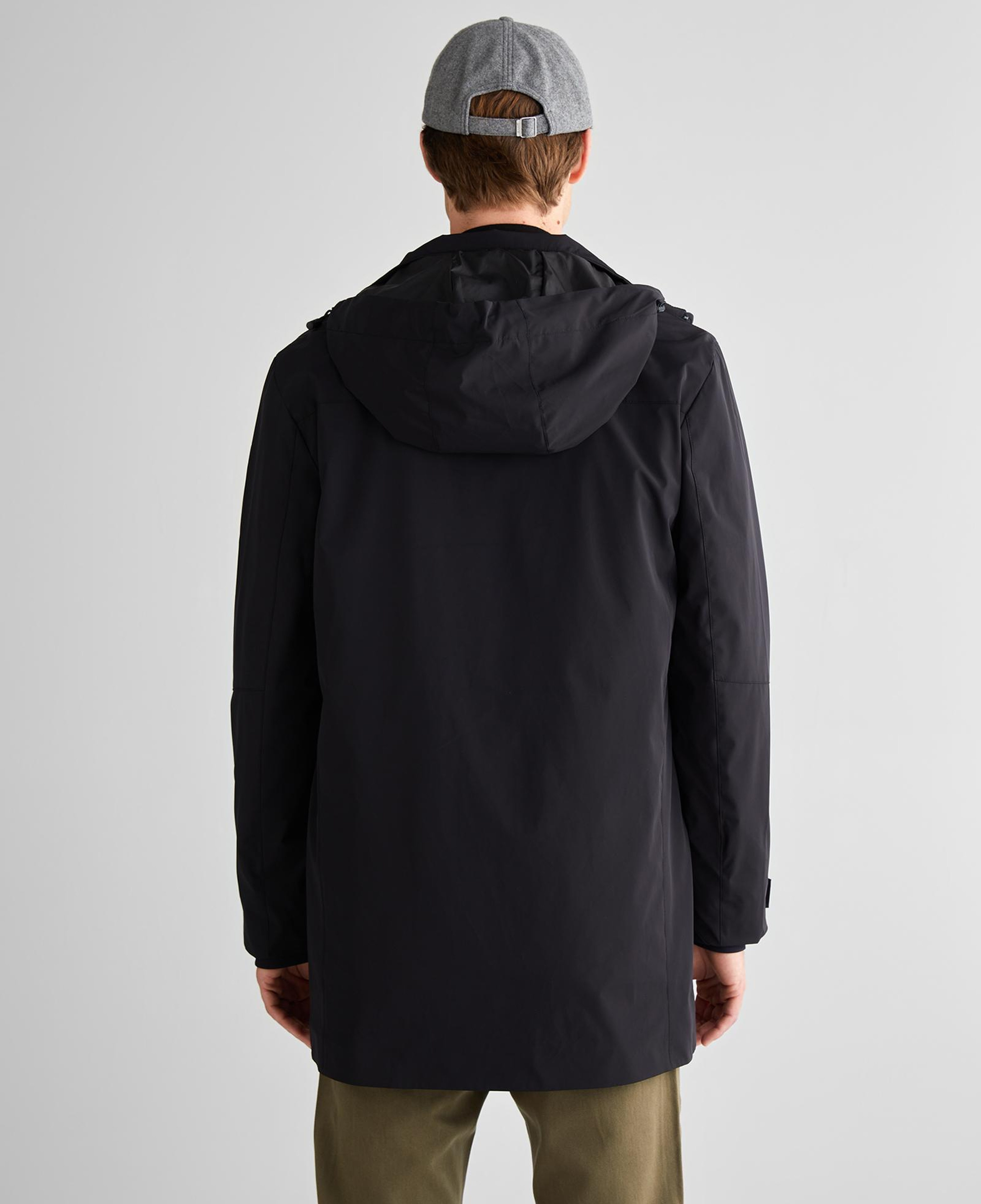 GANT Erkek Siyah Standart Fit Kapüşonlu Mont