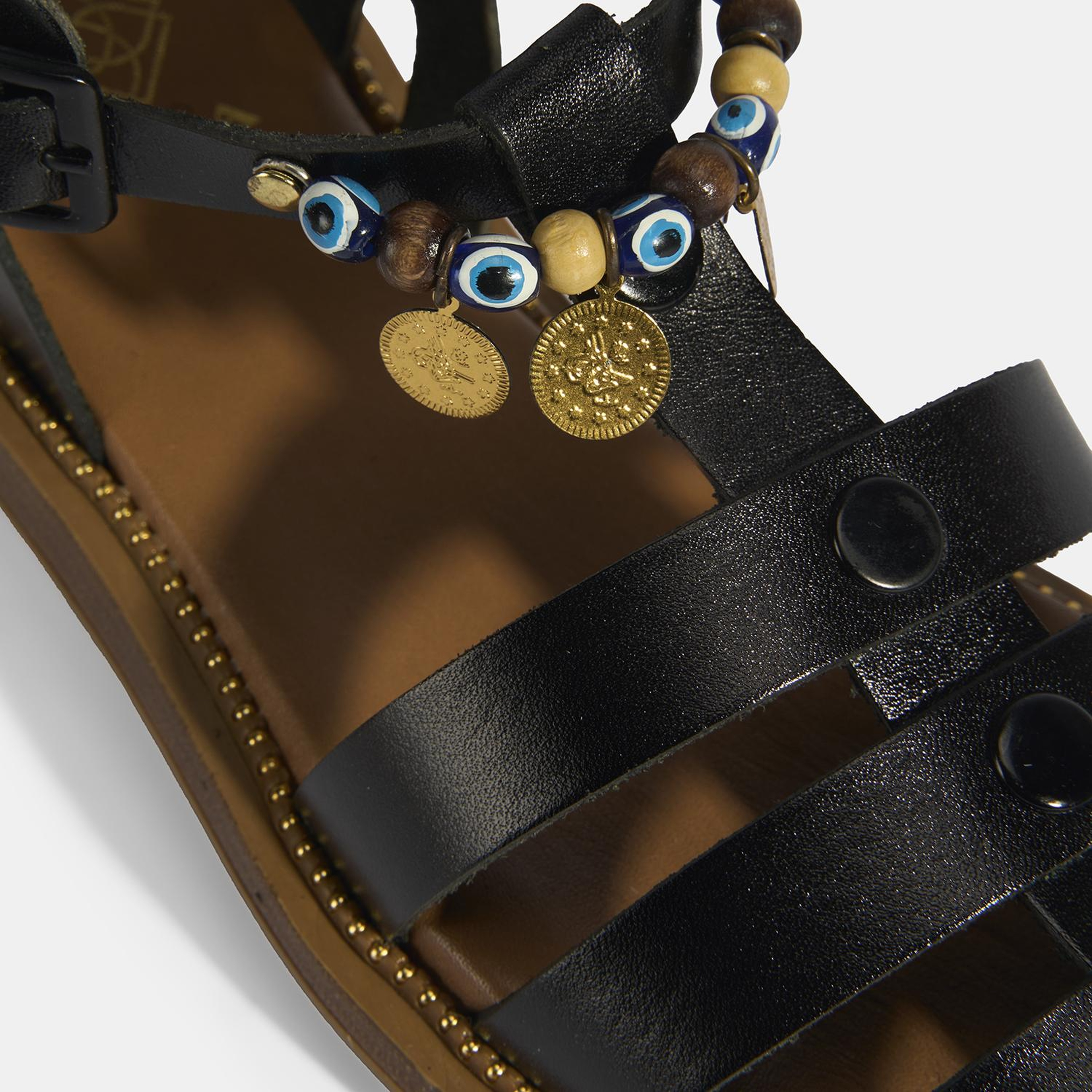 Kadın Siyah Aksesuar Detaylı Ayarlanabilir Tokalı Deri Sandalet