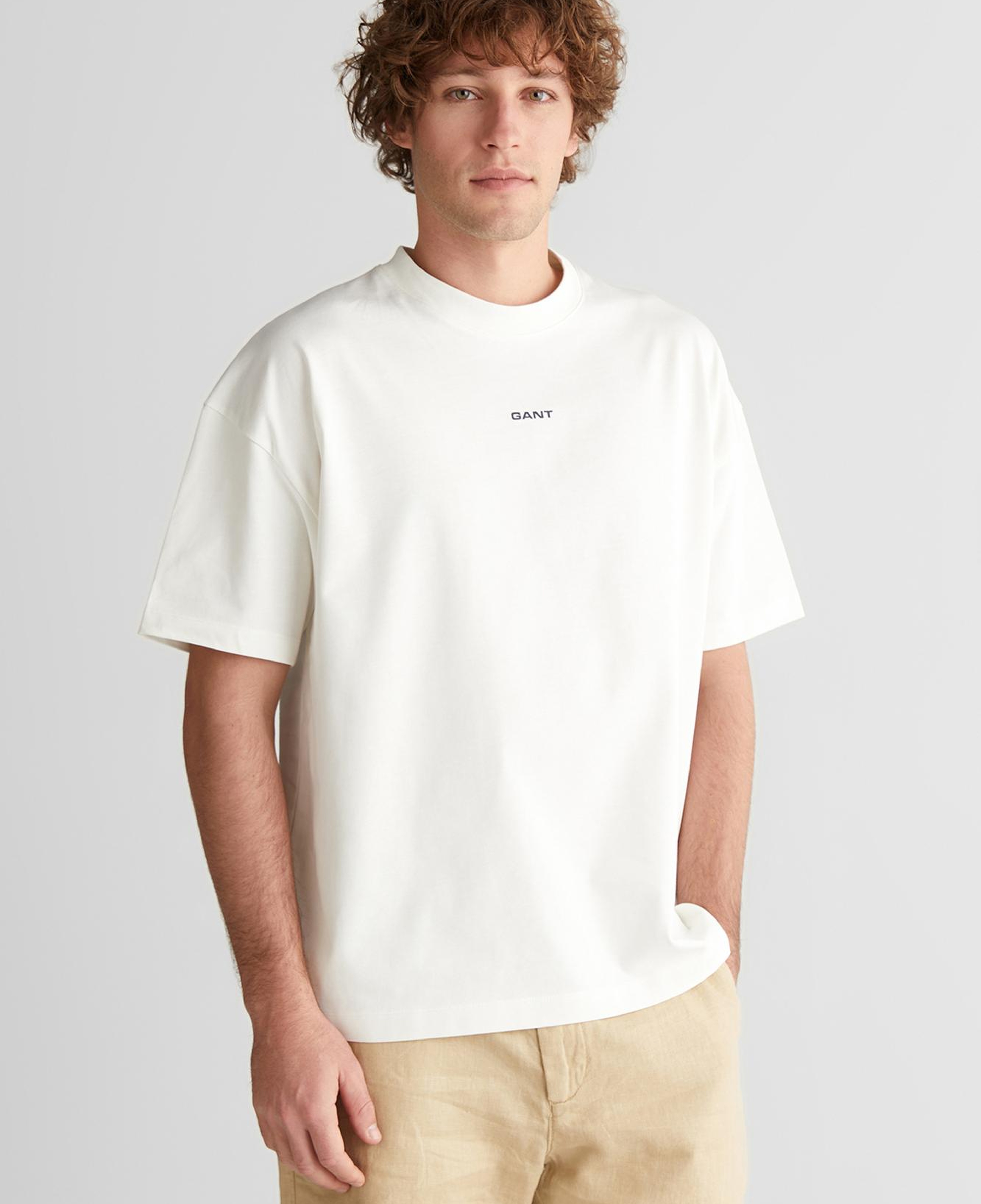 GANT Erkek Beyaz Baskılı Kısa Kollu T-Shirt