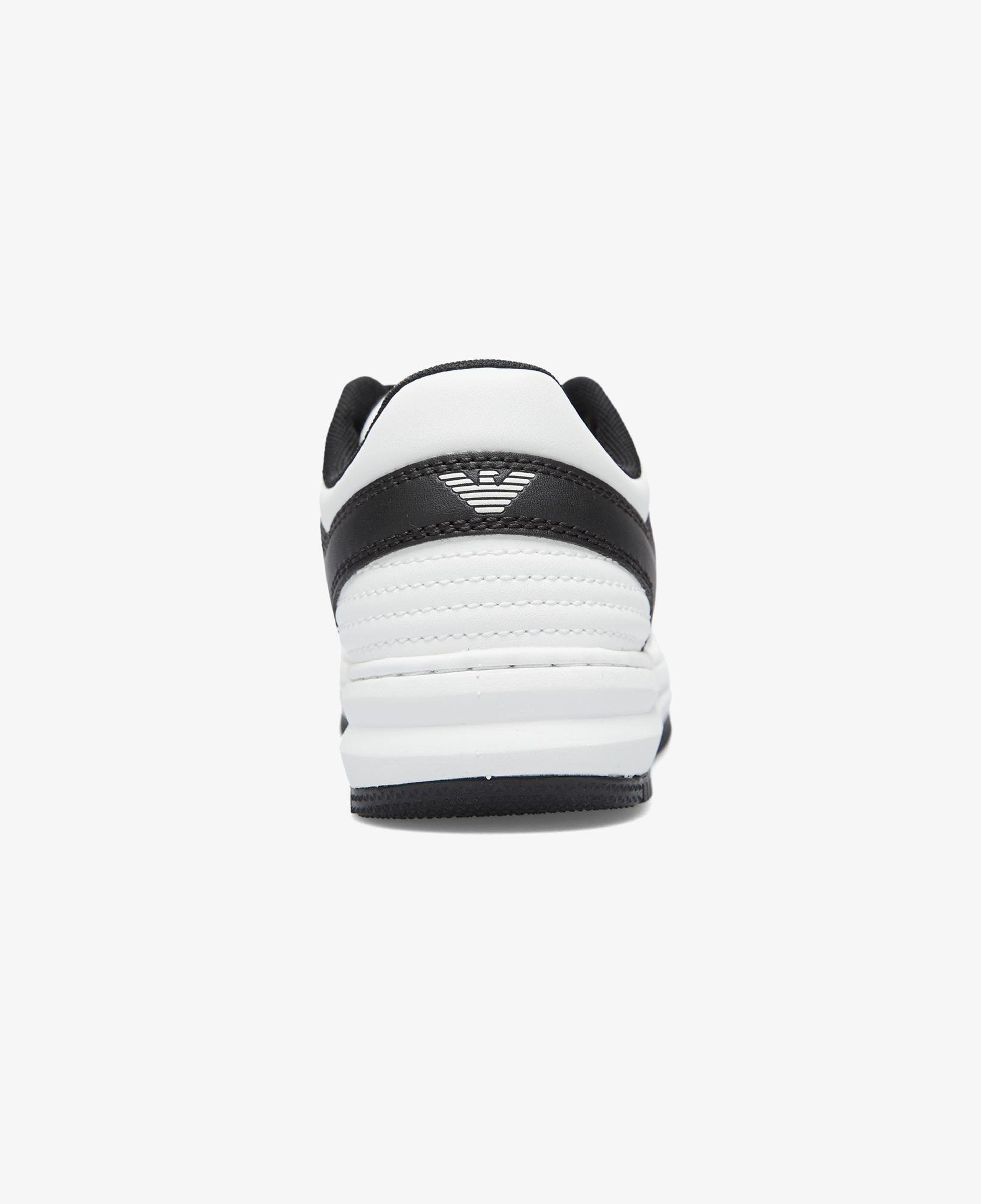 Emporio Armani Kadın Beyaz/Siyah Sneaker