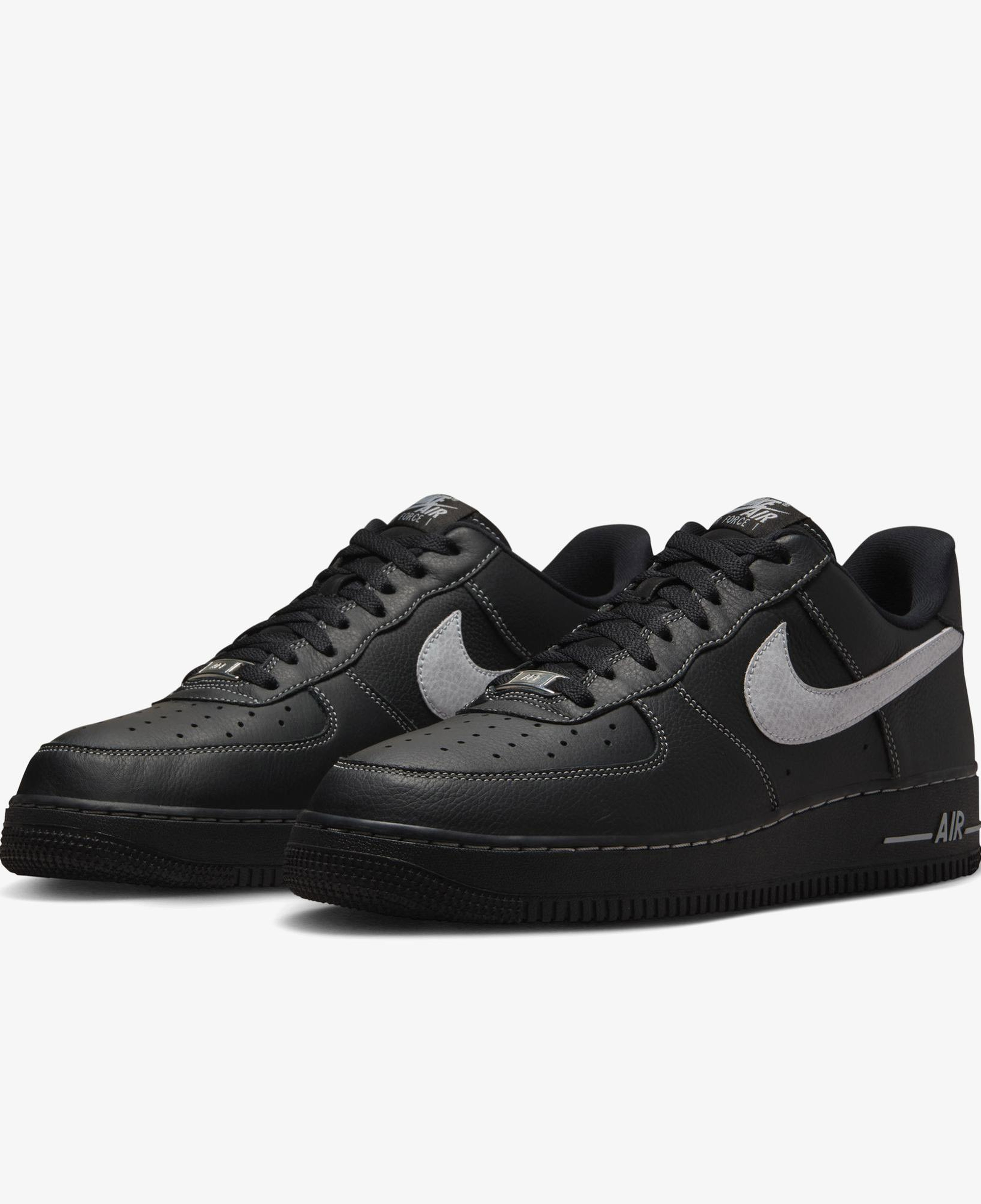 Nike Air Force 1 '07 LV8 Erkek Siyah Spor Ayakkabı