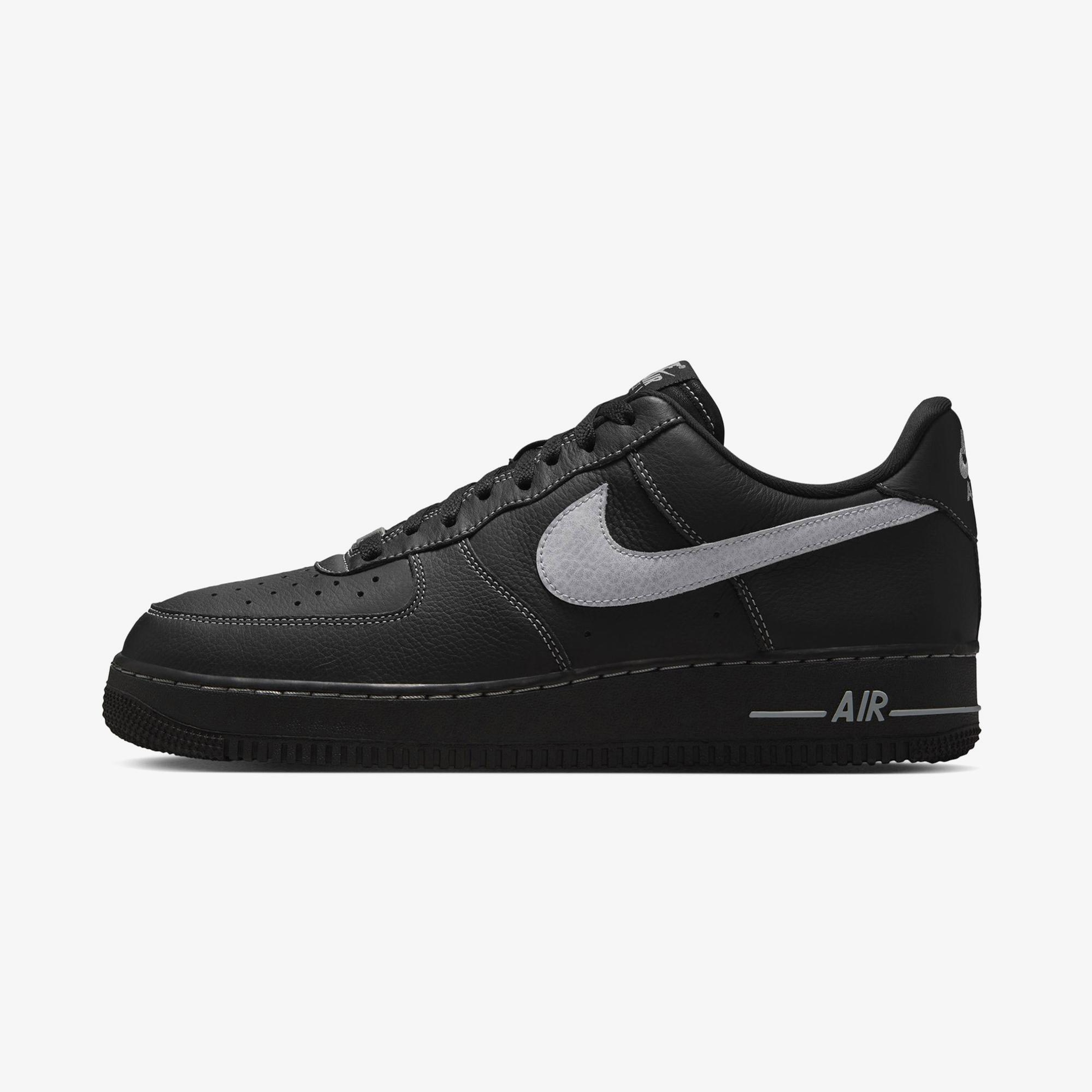 Nike Air Force 1 '07 LV8 Erkek Siyah Spor Ayakkabı