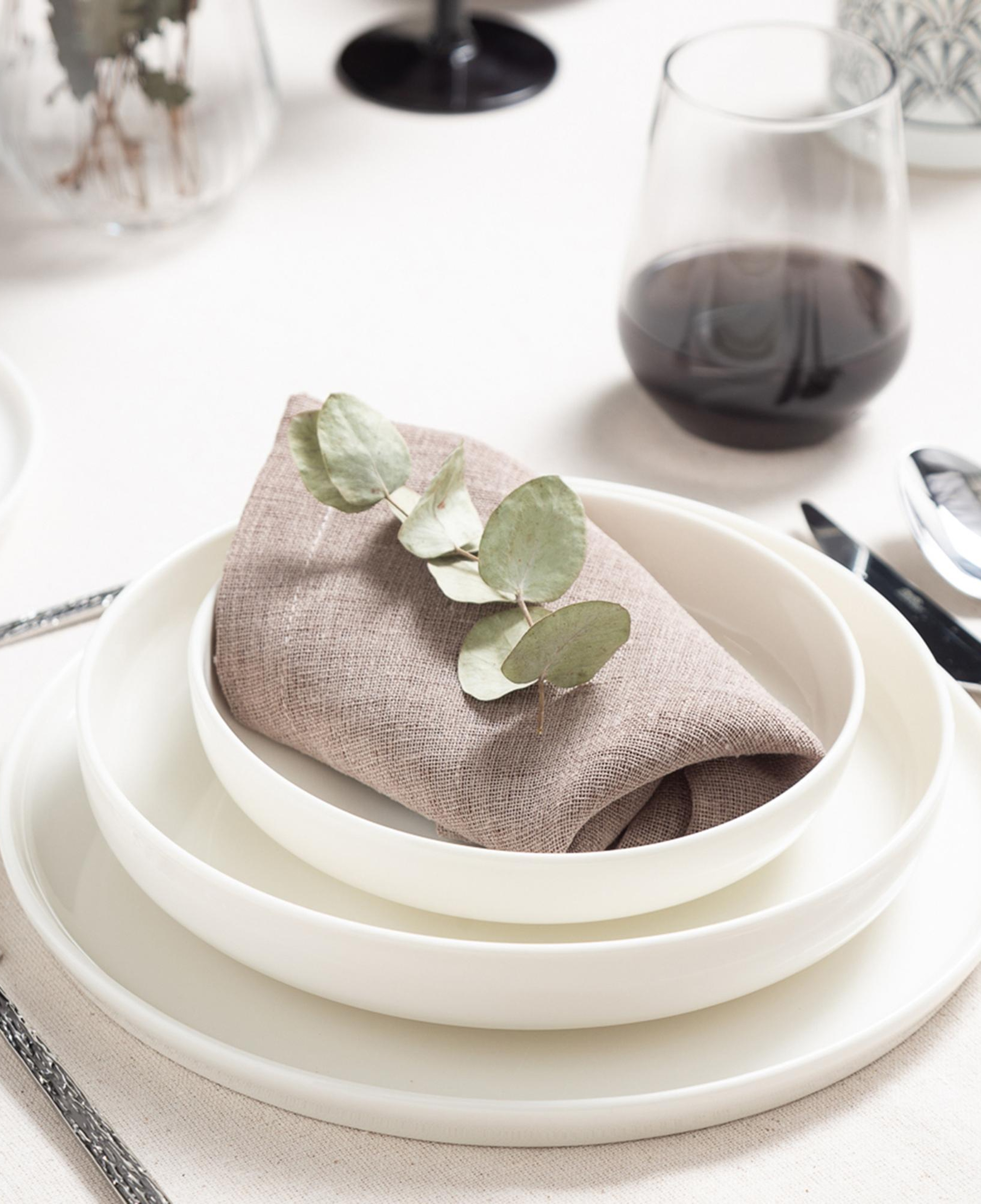 EPHESUS WHITE  18 PARÇA PORSELEN YEMEK TAKIMI