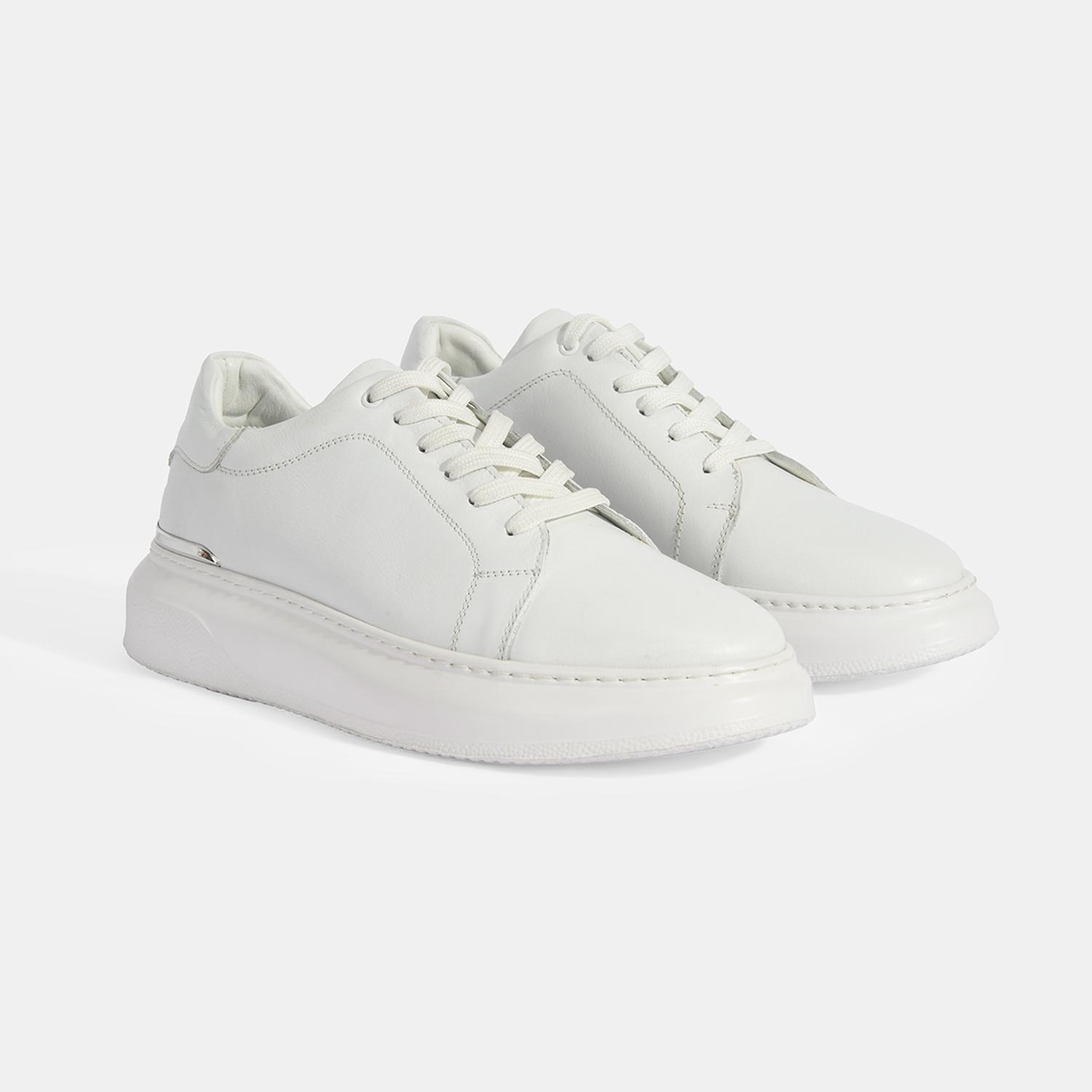 Erkek Beyaz Bağcıklı Deri Günlük Ayakkabı