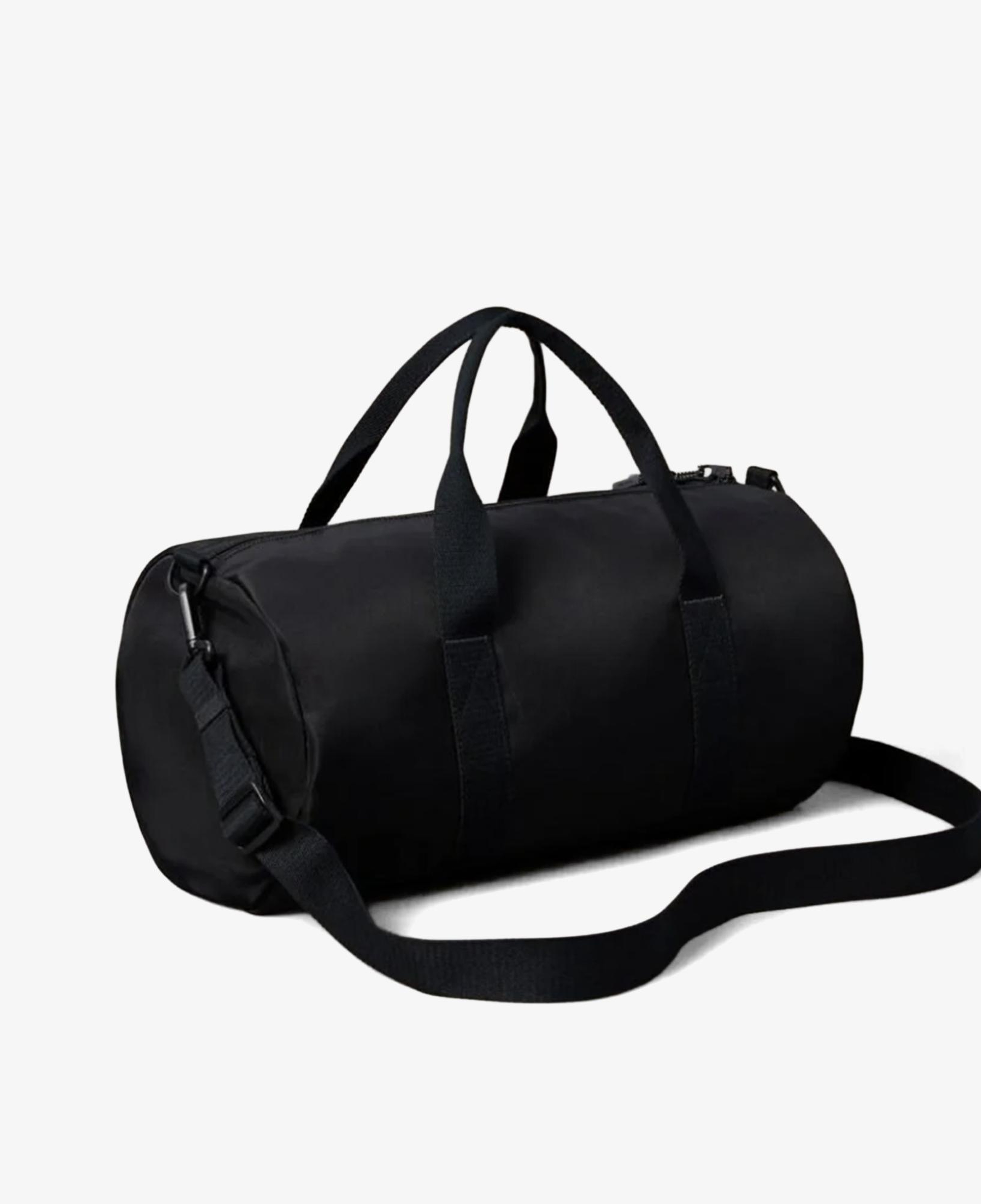 Calvin Klein Bold Weekender Erkek Siyah Spor Çantası