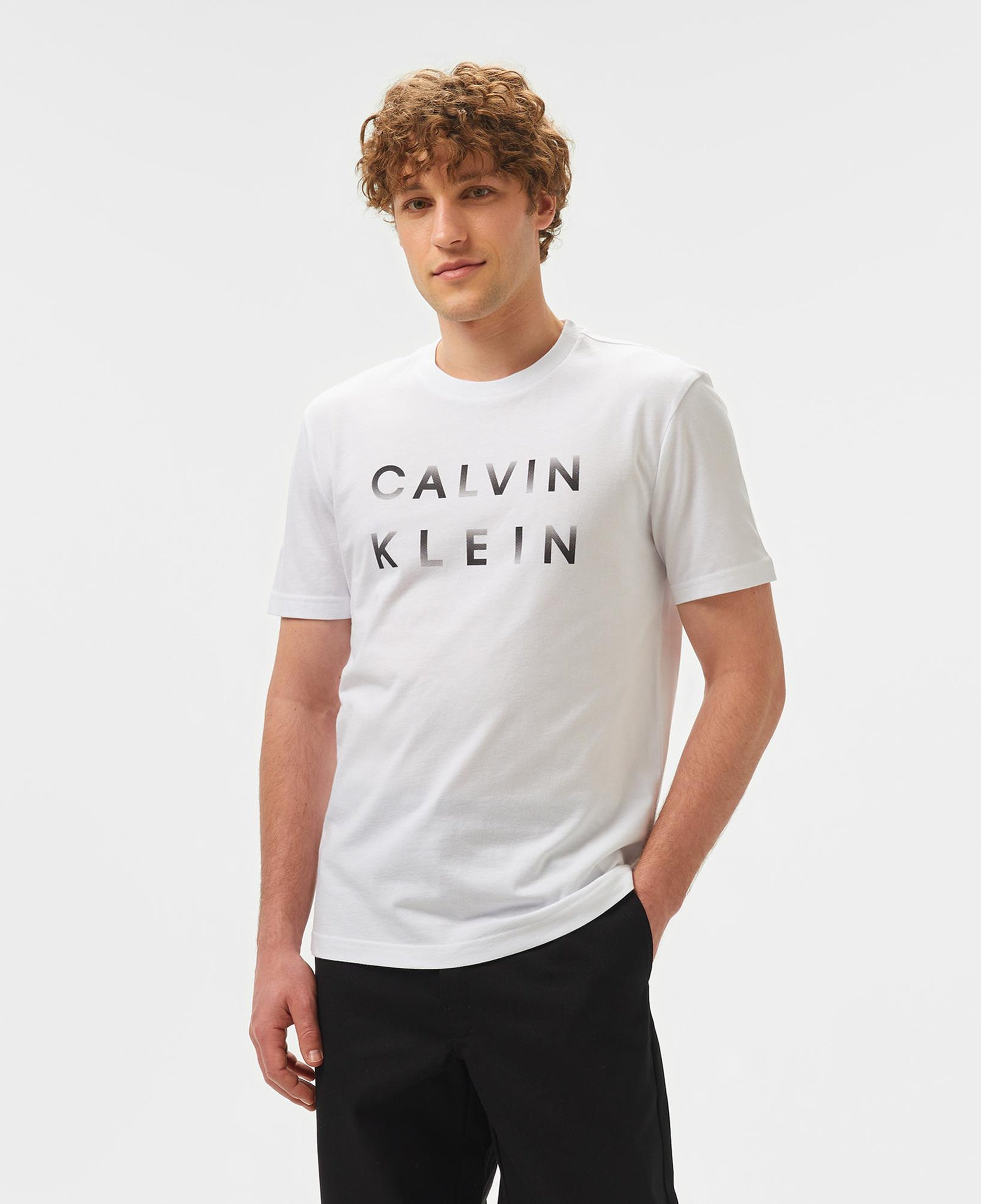 Calvin Klein Enlarged Logo Erkek Beyaz T-Shirt