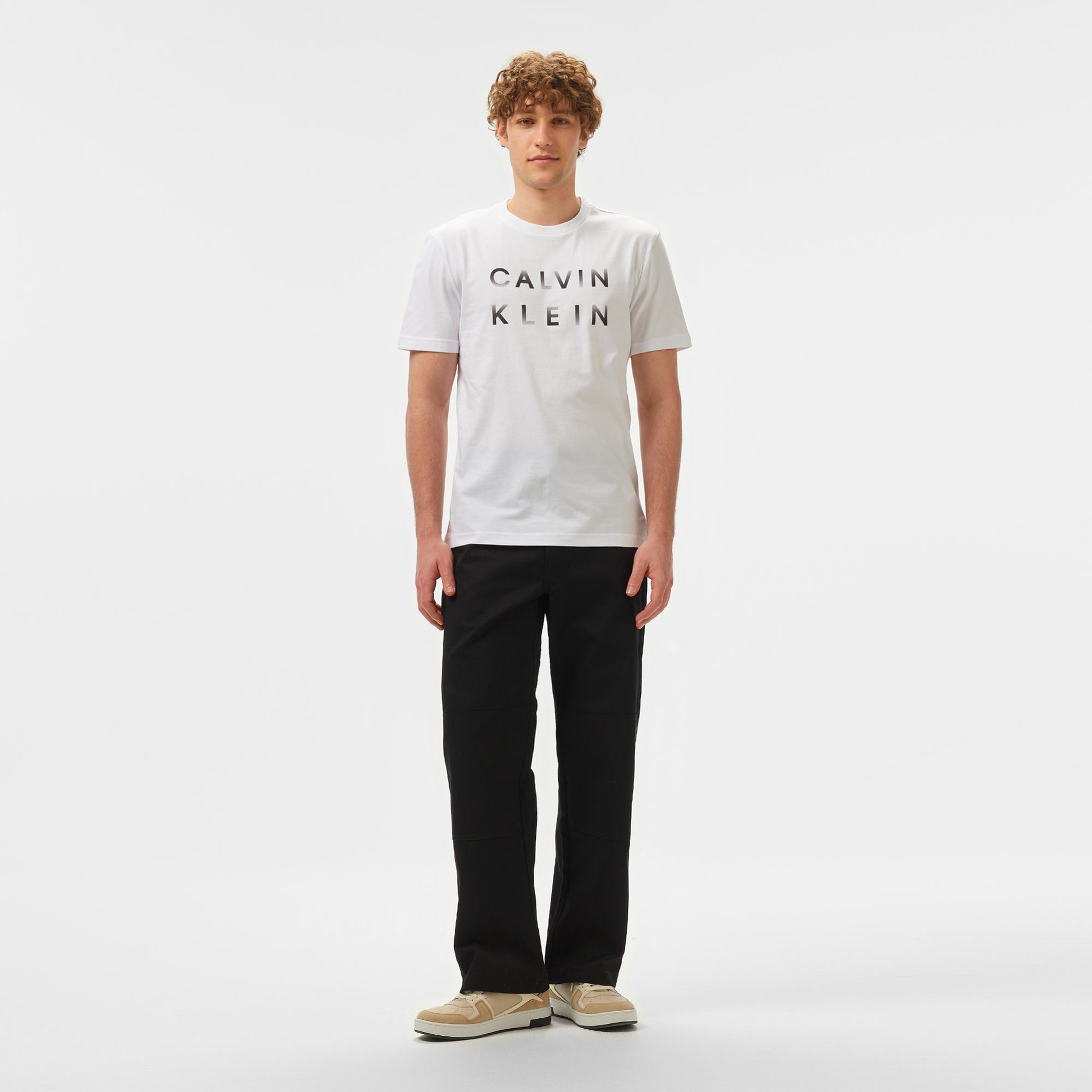 Calvin Klein Enlarged Logo Erkek Beyaz T-Shirt