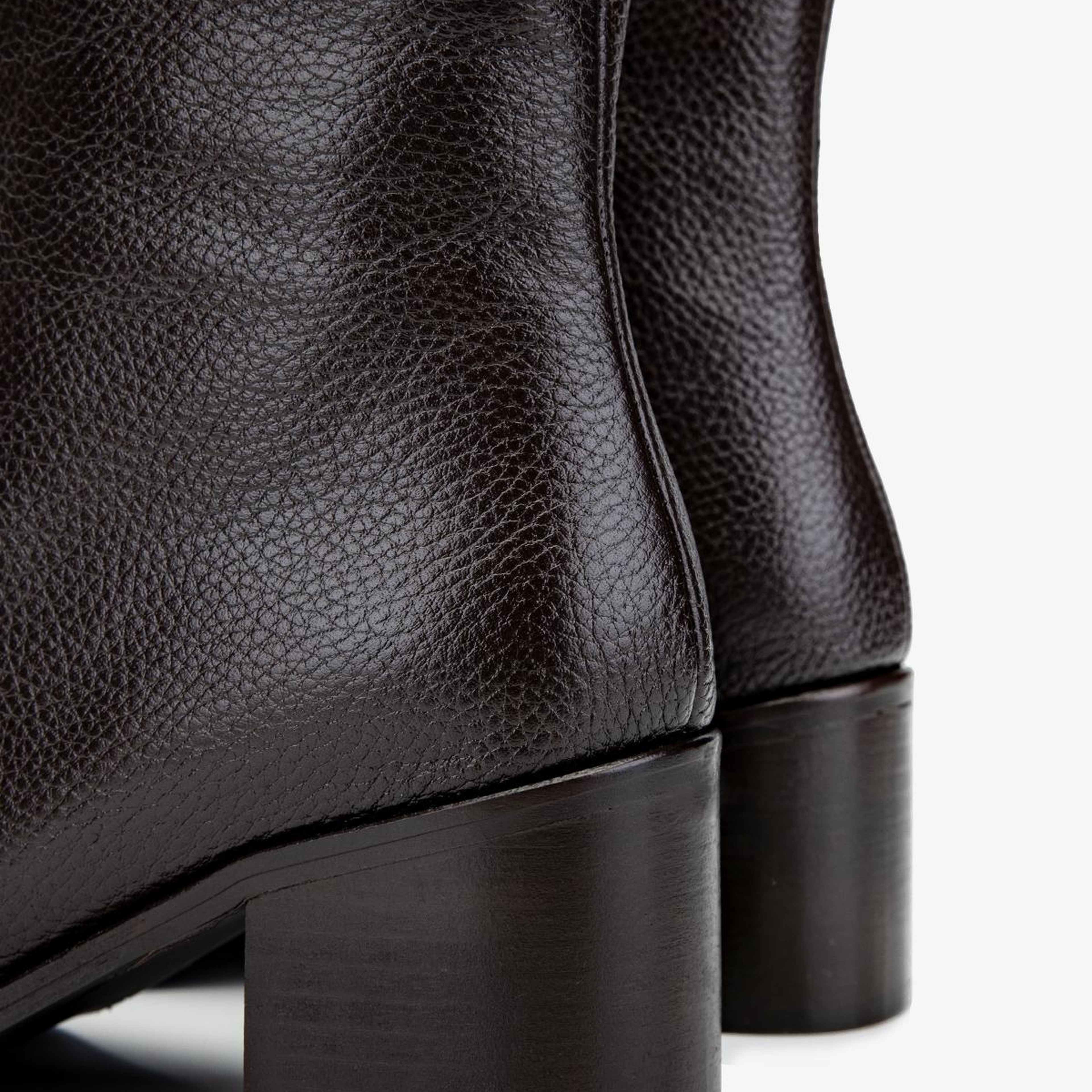 Valmenti Kadın Hakiki Deri Kahverengi Topuklu Bot