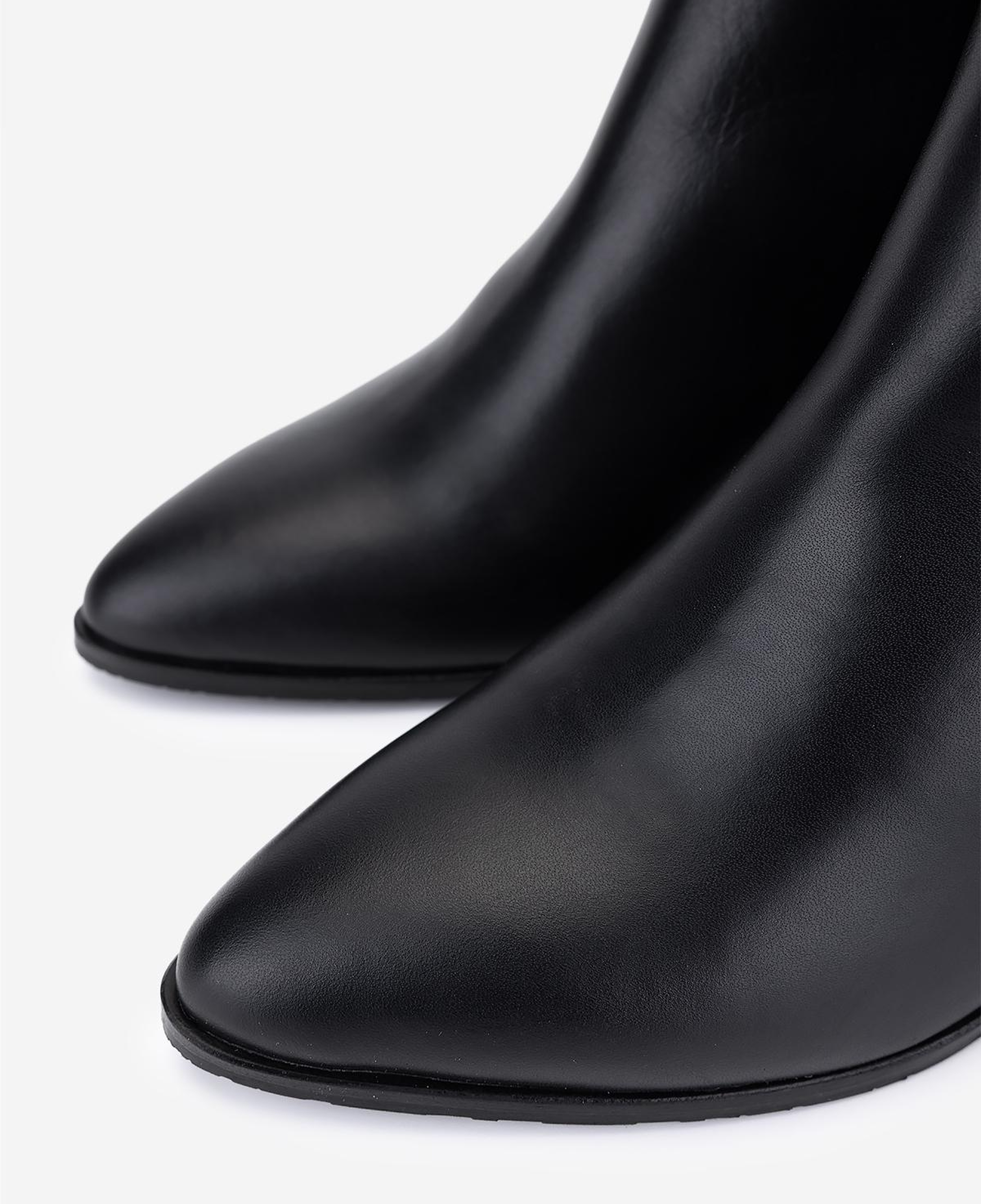 Valmenti Kadın Hakiki Deri Siyah Deri Topuklu Bot