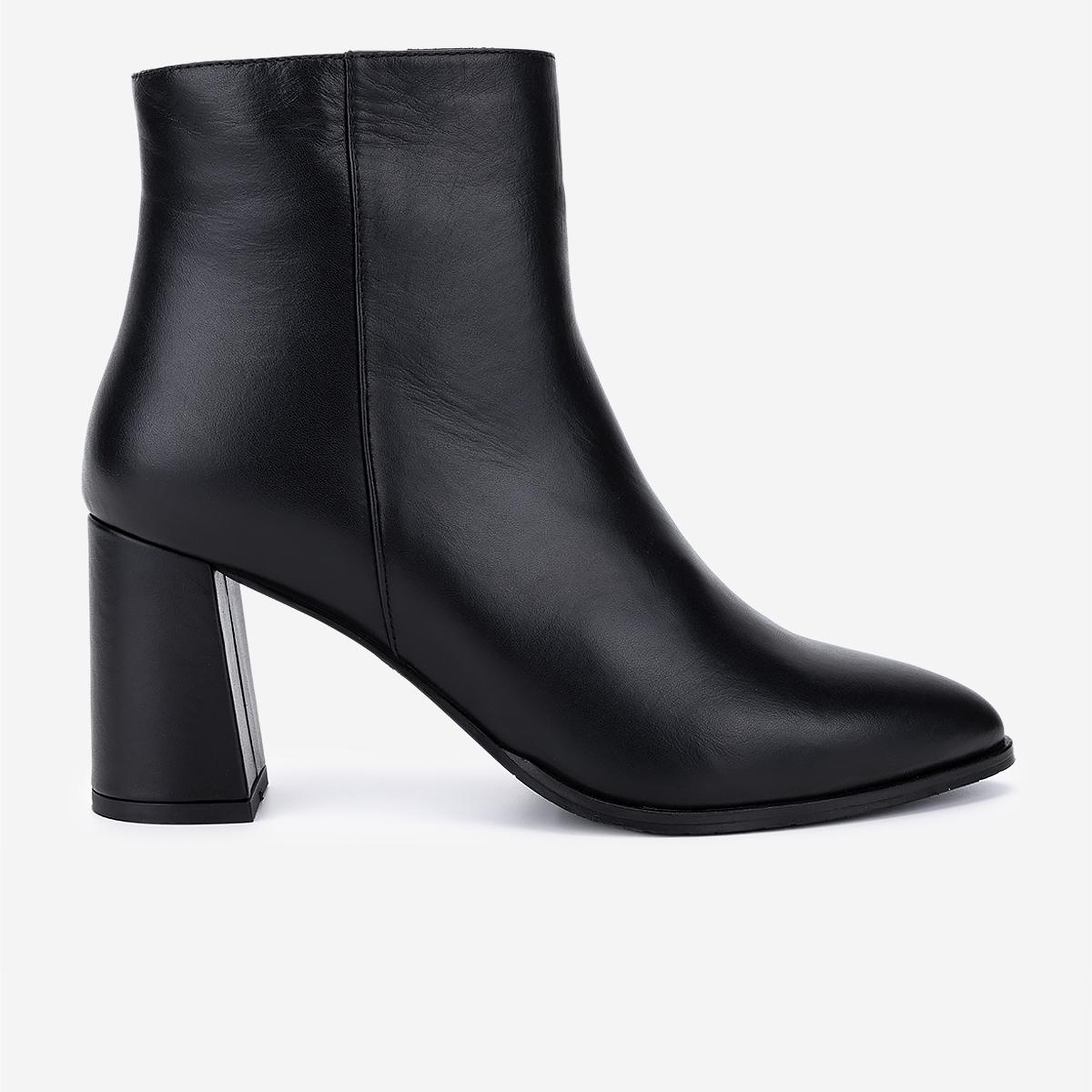 Valmenti Kadın Hakiki Deri Siyah Deri Topuklu Bot