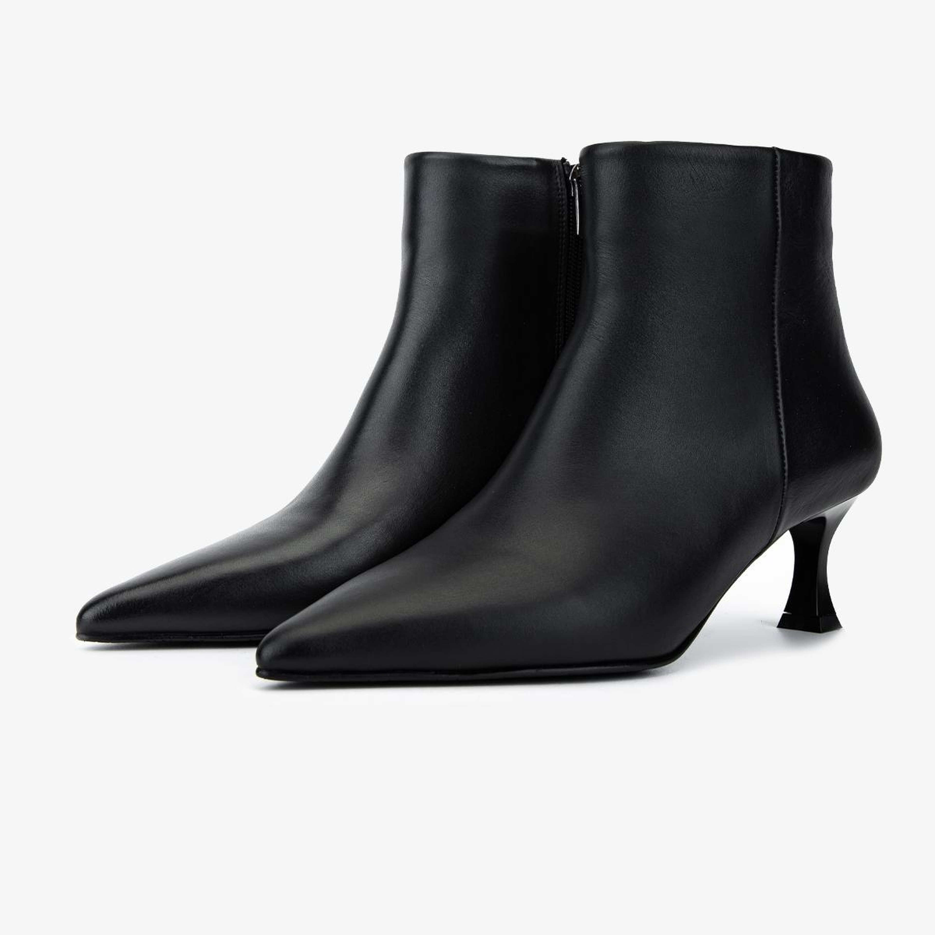 Valmenti Kadın Hakiki Deri Siyah Deri Topuklu Bot