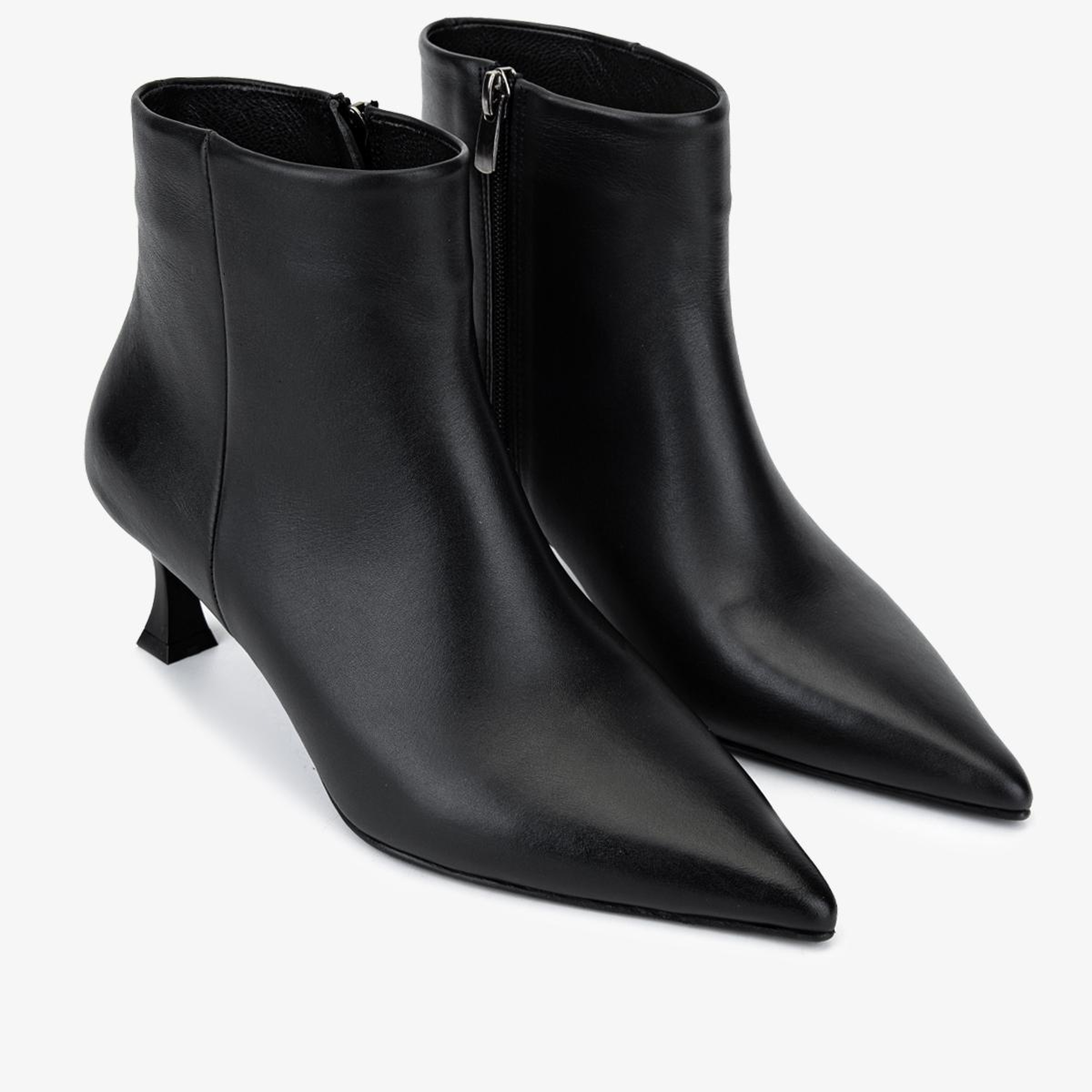 Valmenti Kadın Hakiki Deri Siyah Deri Topuklu Bot