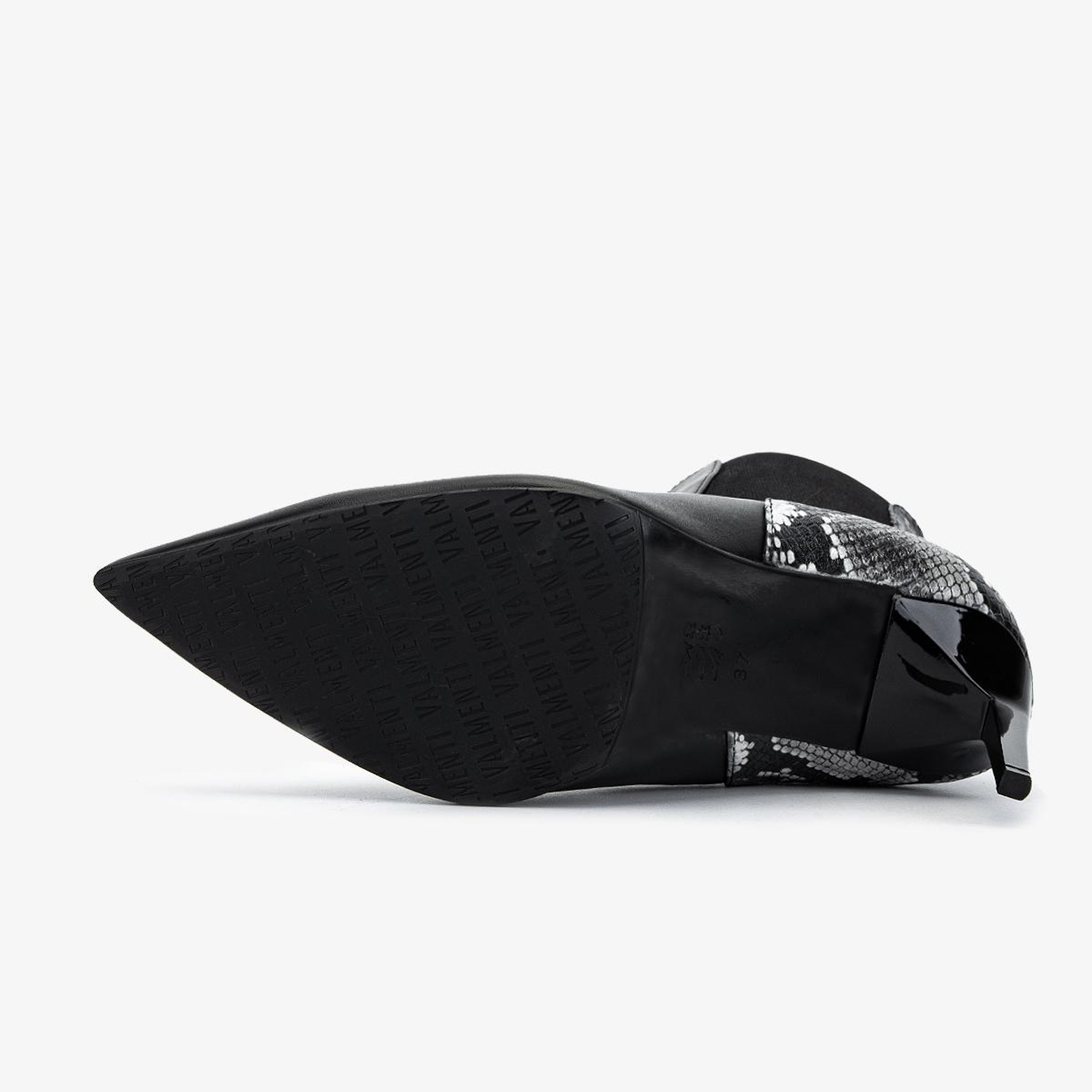 Valmenti Kadın Hakiki Deri Siyah Topuklu Bot