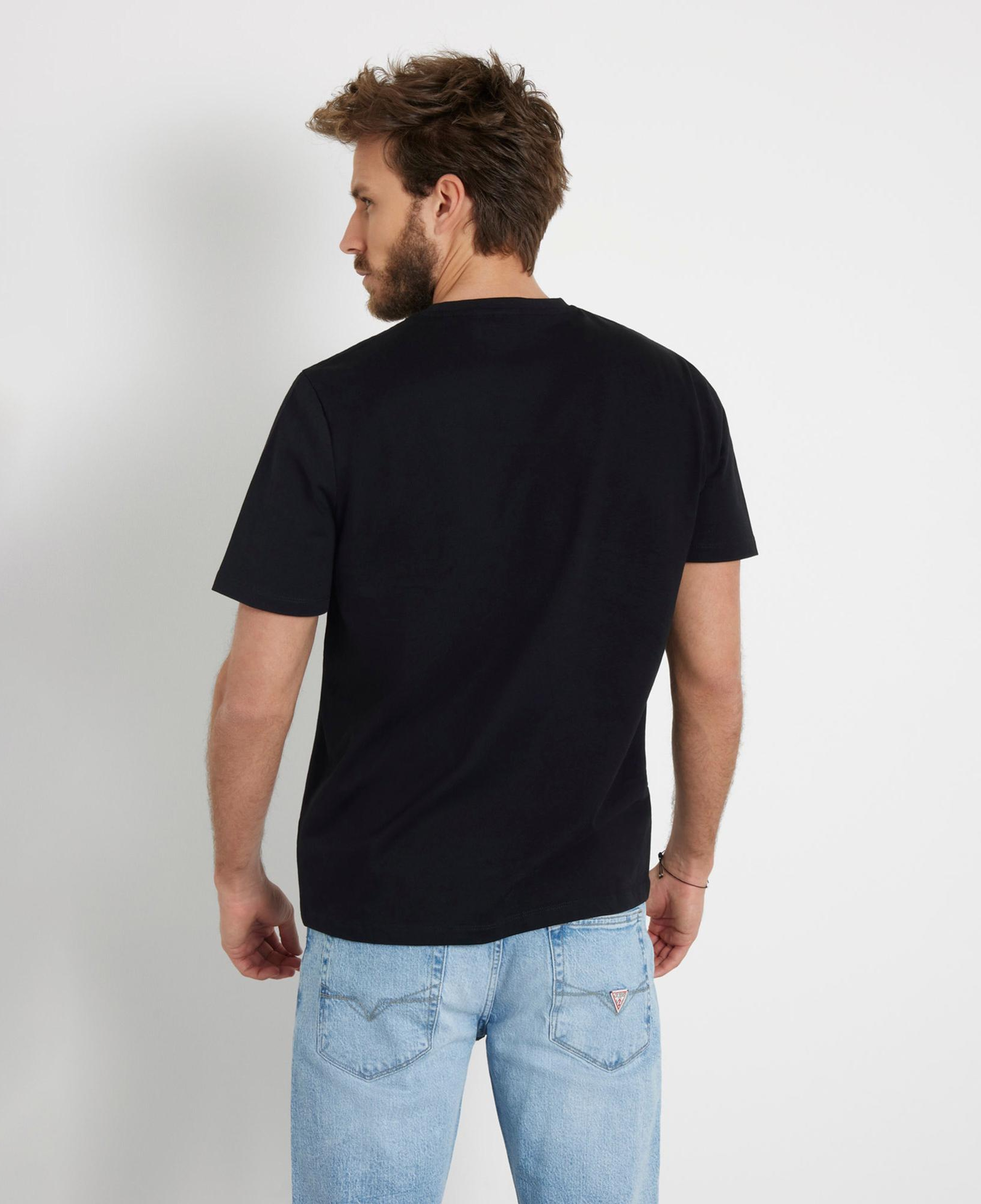 Guess Patch Regular Fit Erkek Siyah T-Shirt