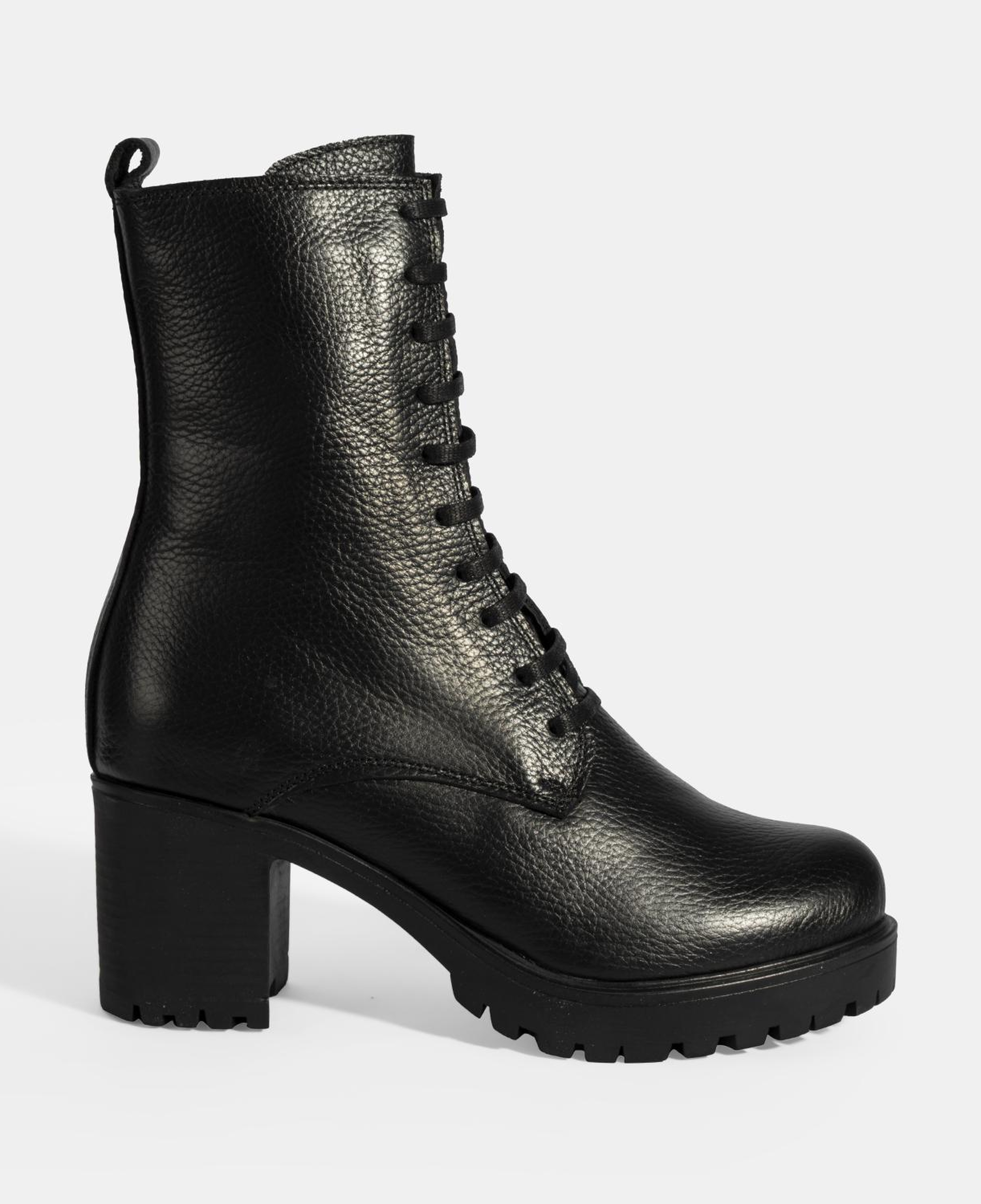 Kadın Siyah Bağcıklı Kalın Topuklu Deri Bot