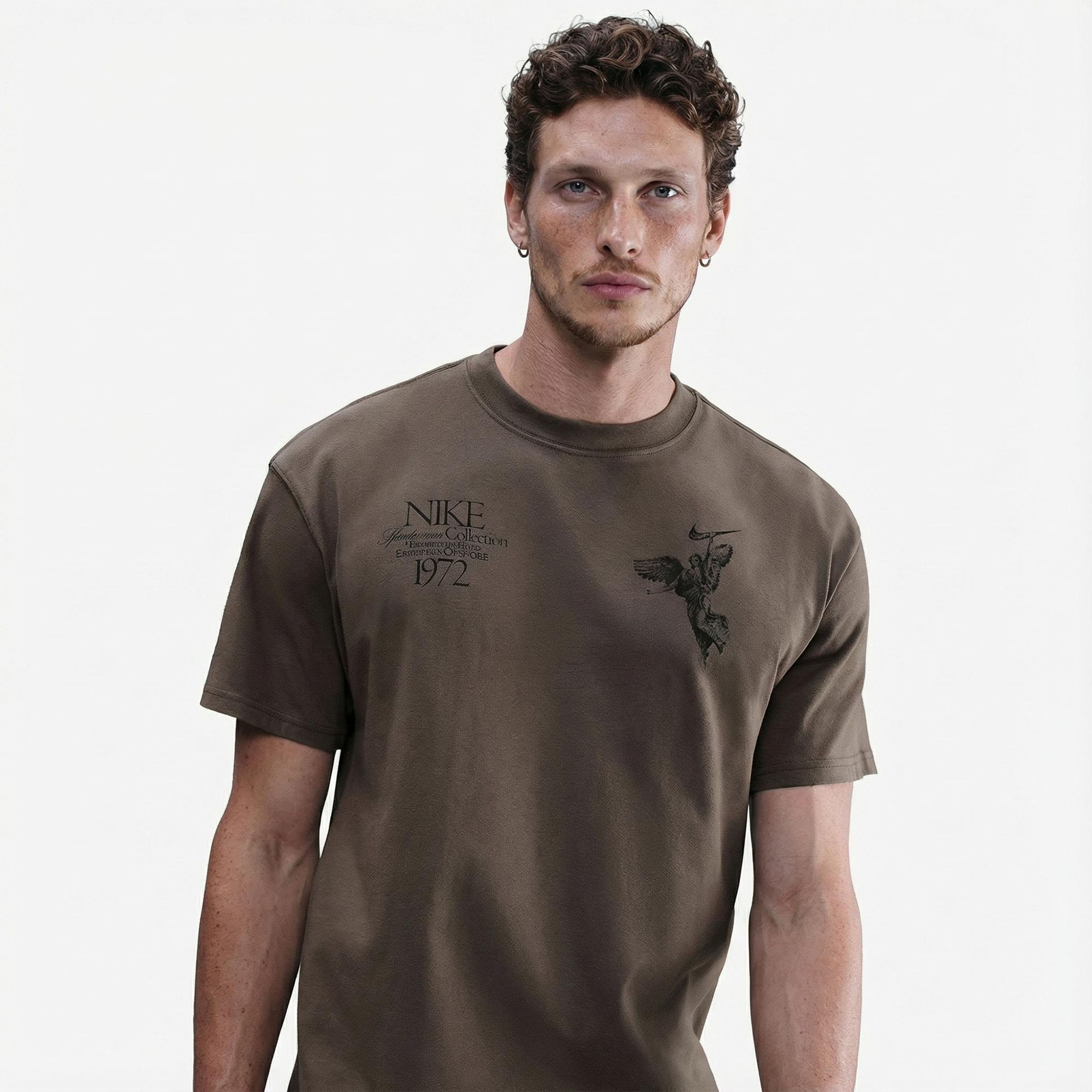 Nike Sportswear M90 Wings Victory Erkek Kahverengi T-Shirt