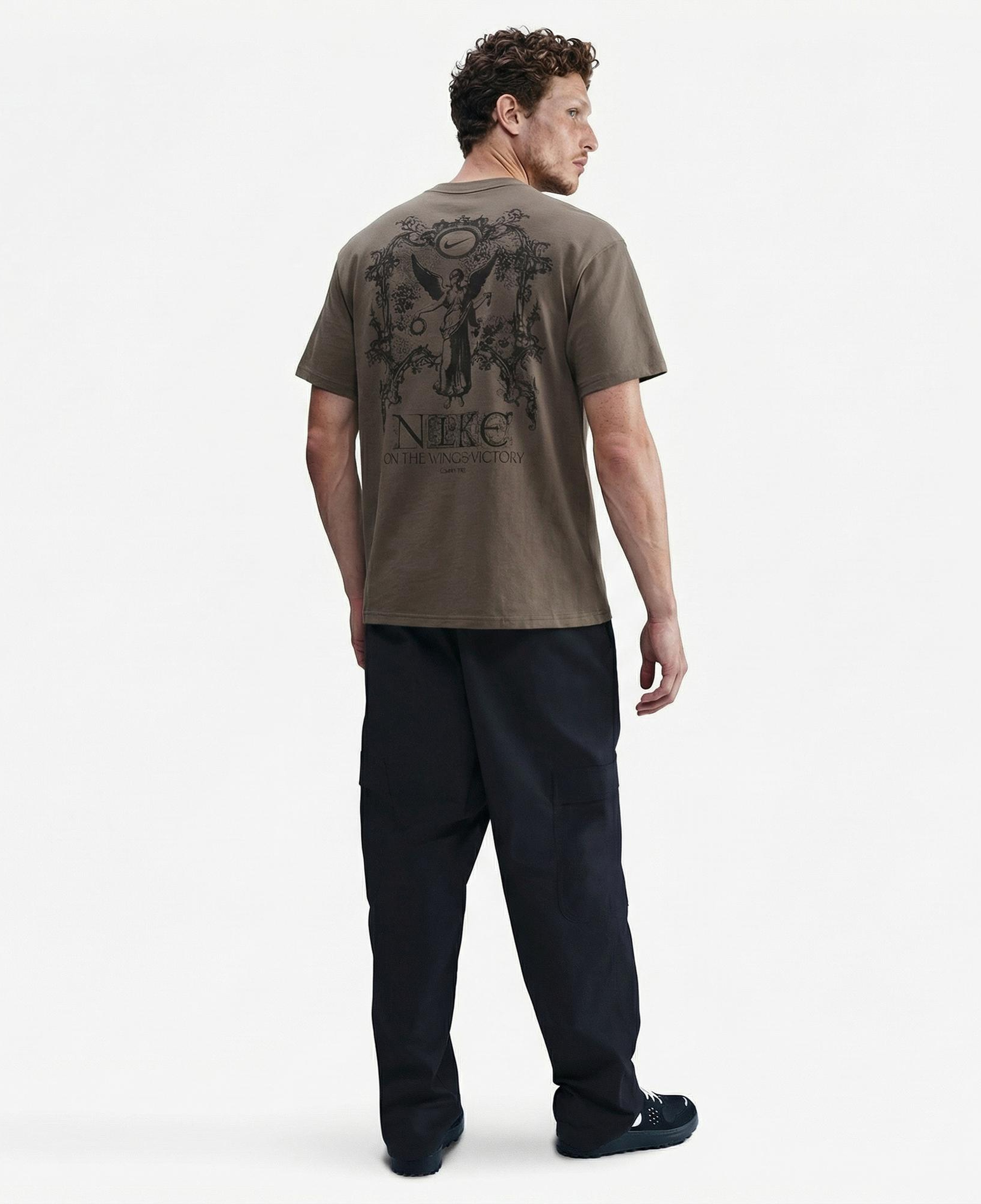 Nike Sportswear M90 Wings Victory Erkek Kahverengi T-Shirt