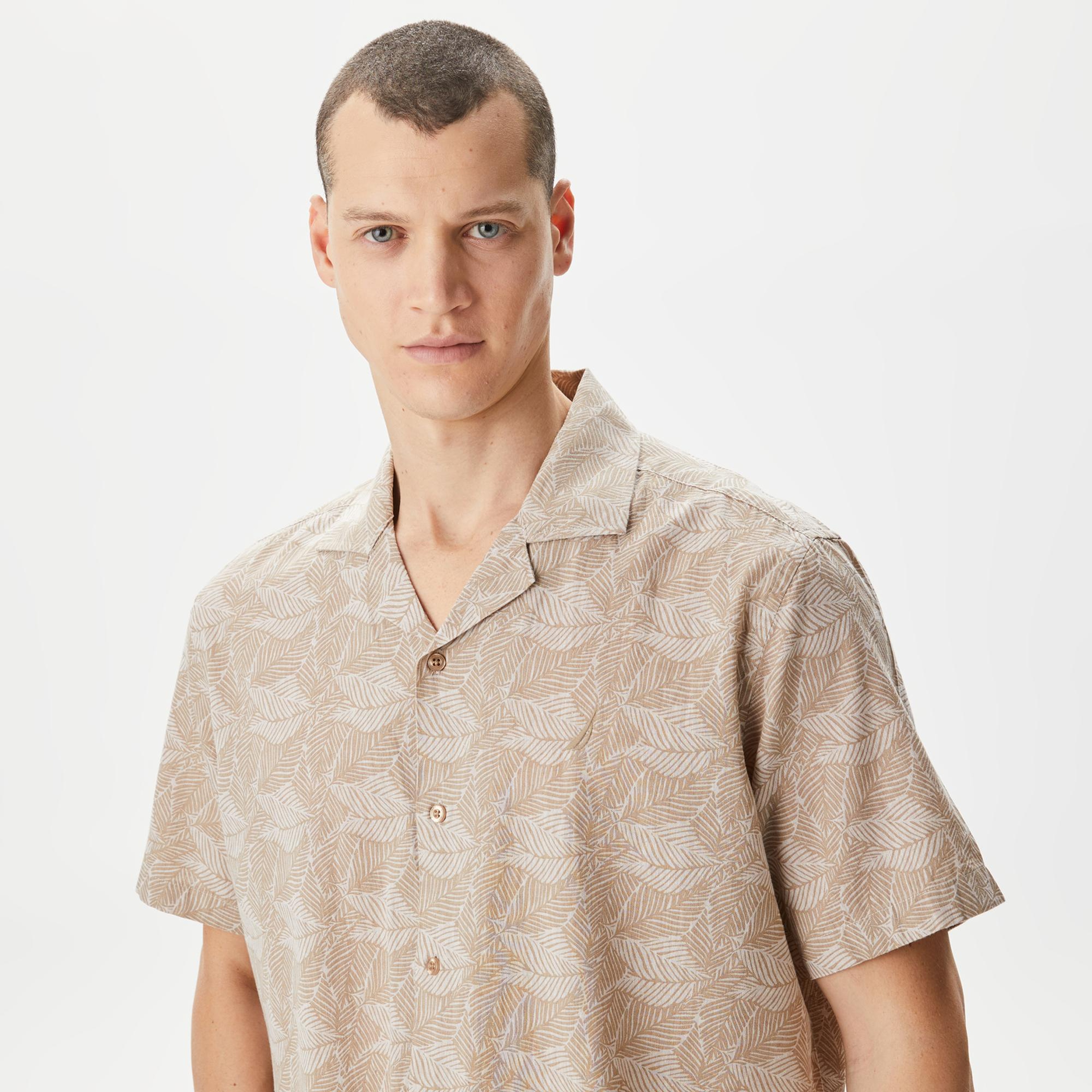 Nautica Erkek Bej Classic Fit Kısa Kollu Desenli Keten Gömlek