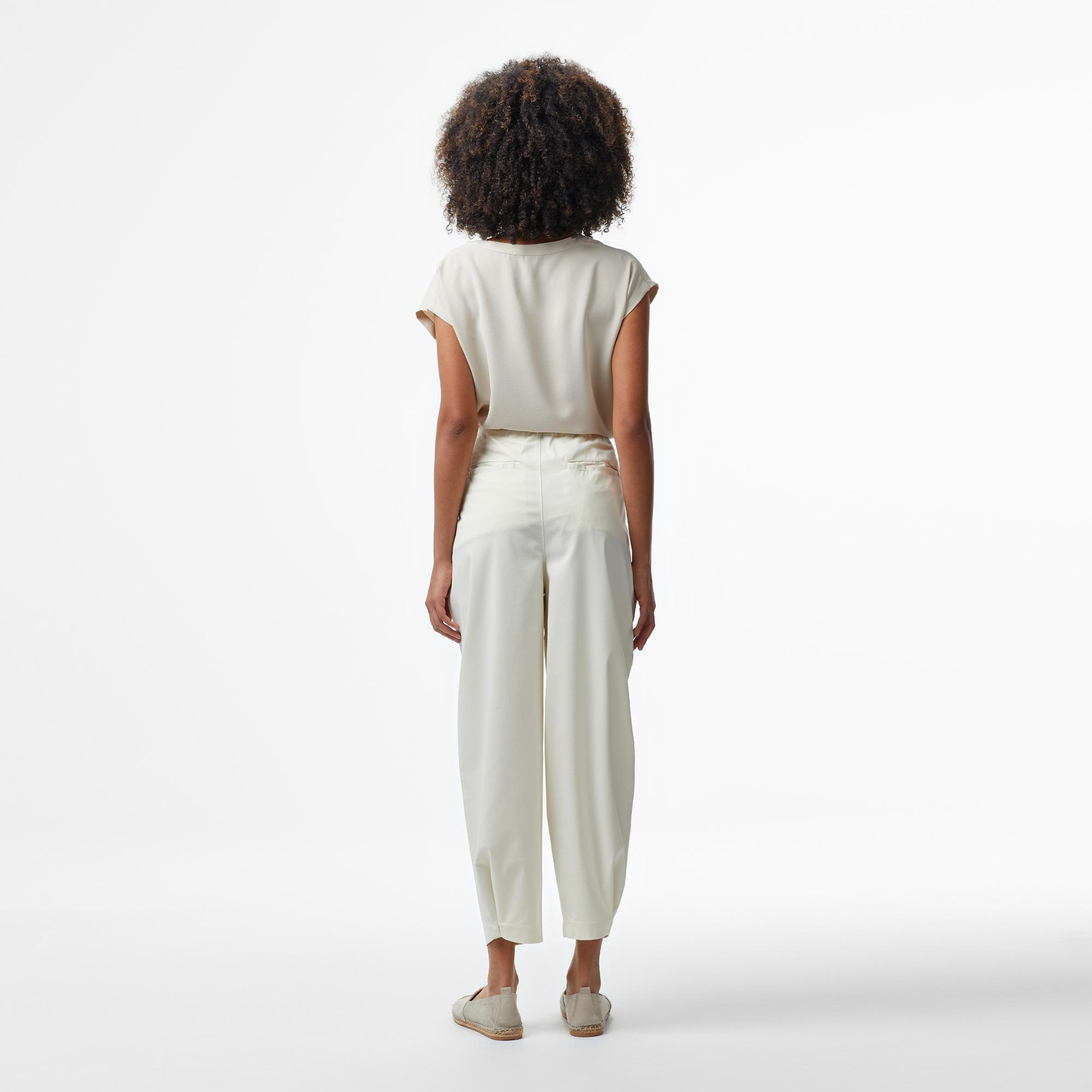 Nautica Kadın Krem Rengi Relaxed Fit Pantolon