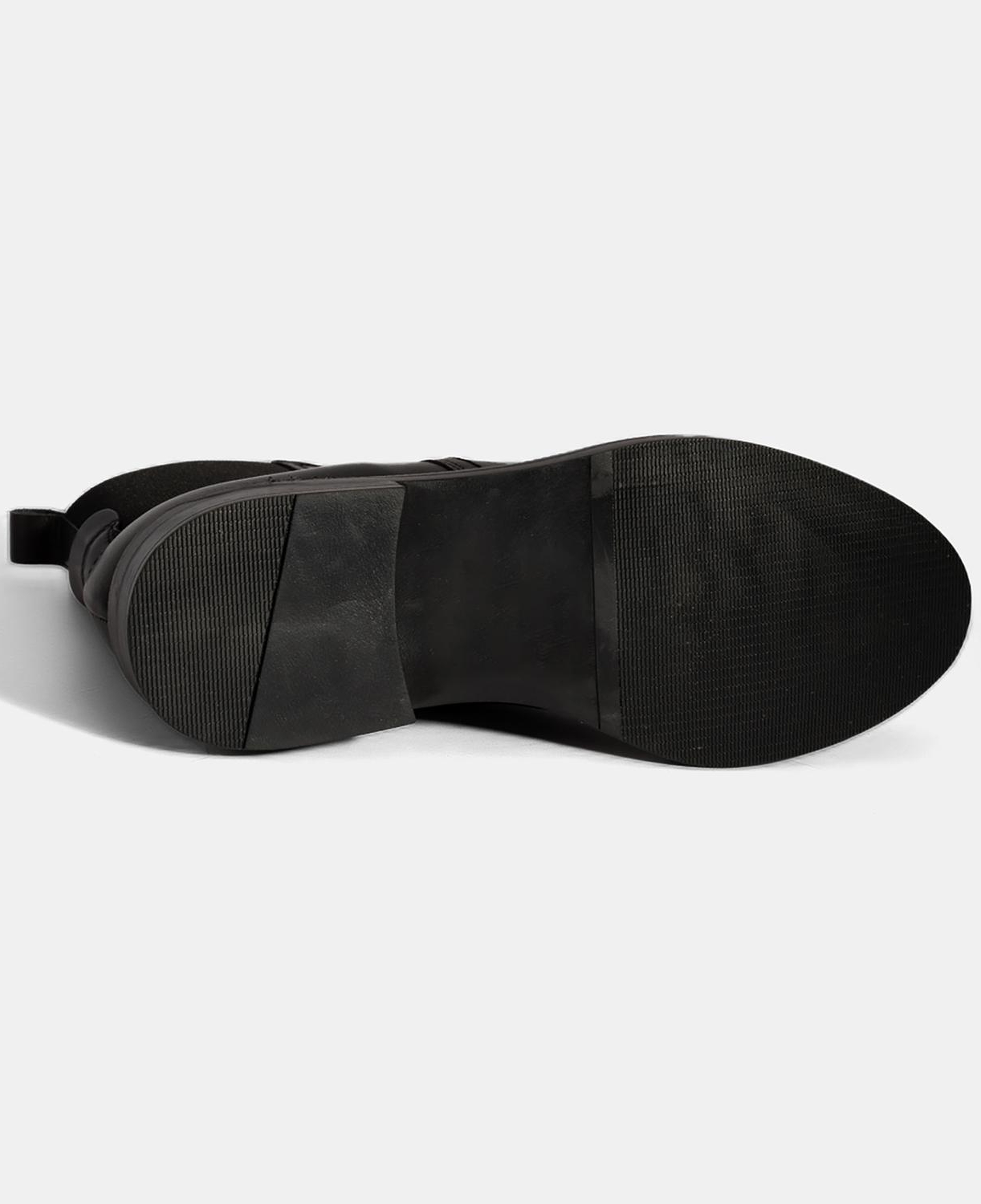 Kadın Siyah Lastik Detaylı Deri Bot