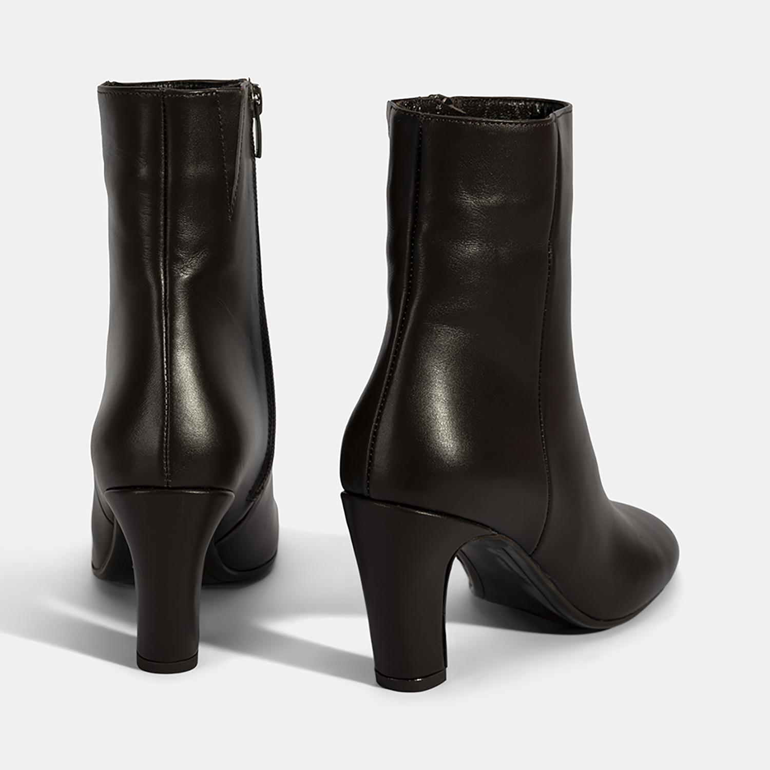 Kadın Kahve Topuklu Deri Bot