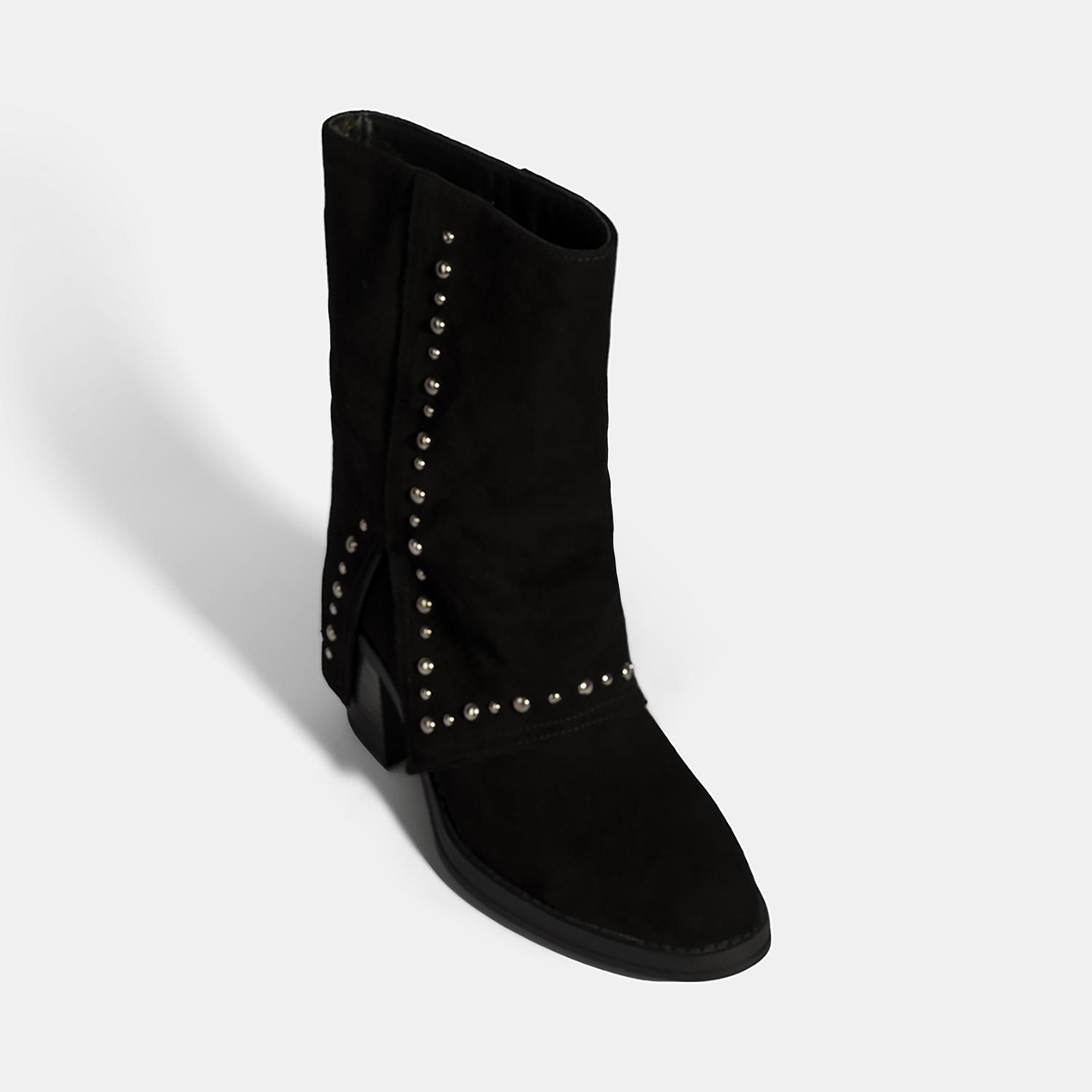 Kadın Siyah Zımba Detaylı Kalın Topuklu Süet Bot