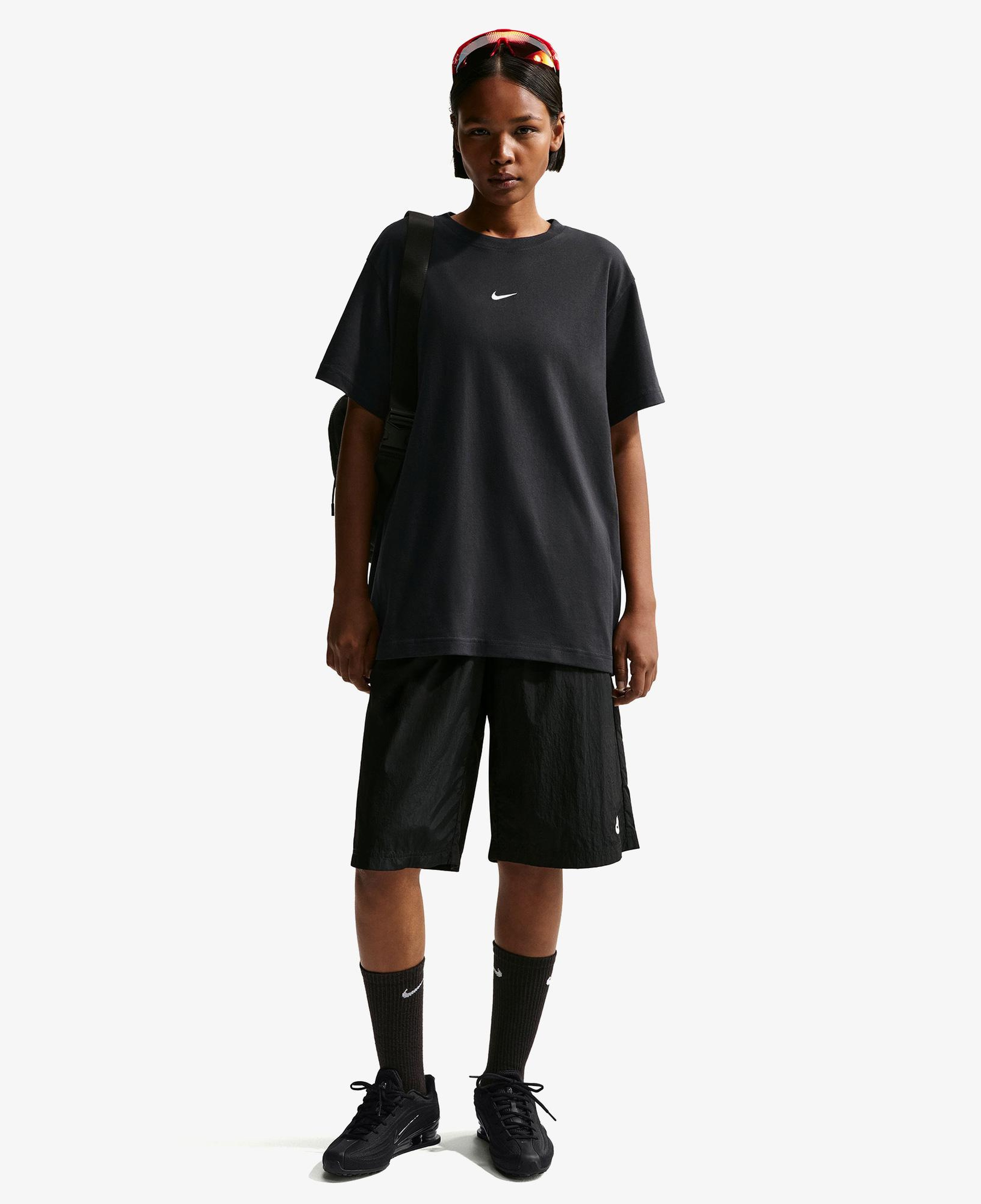 Nike Sportswear Classic Kadın Siyah T-Shirt