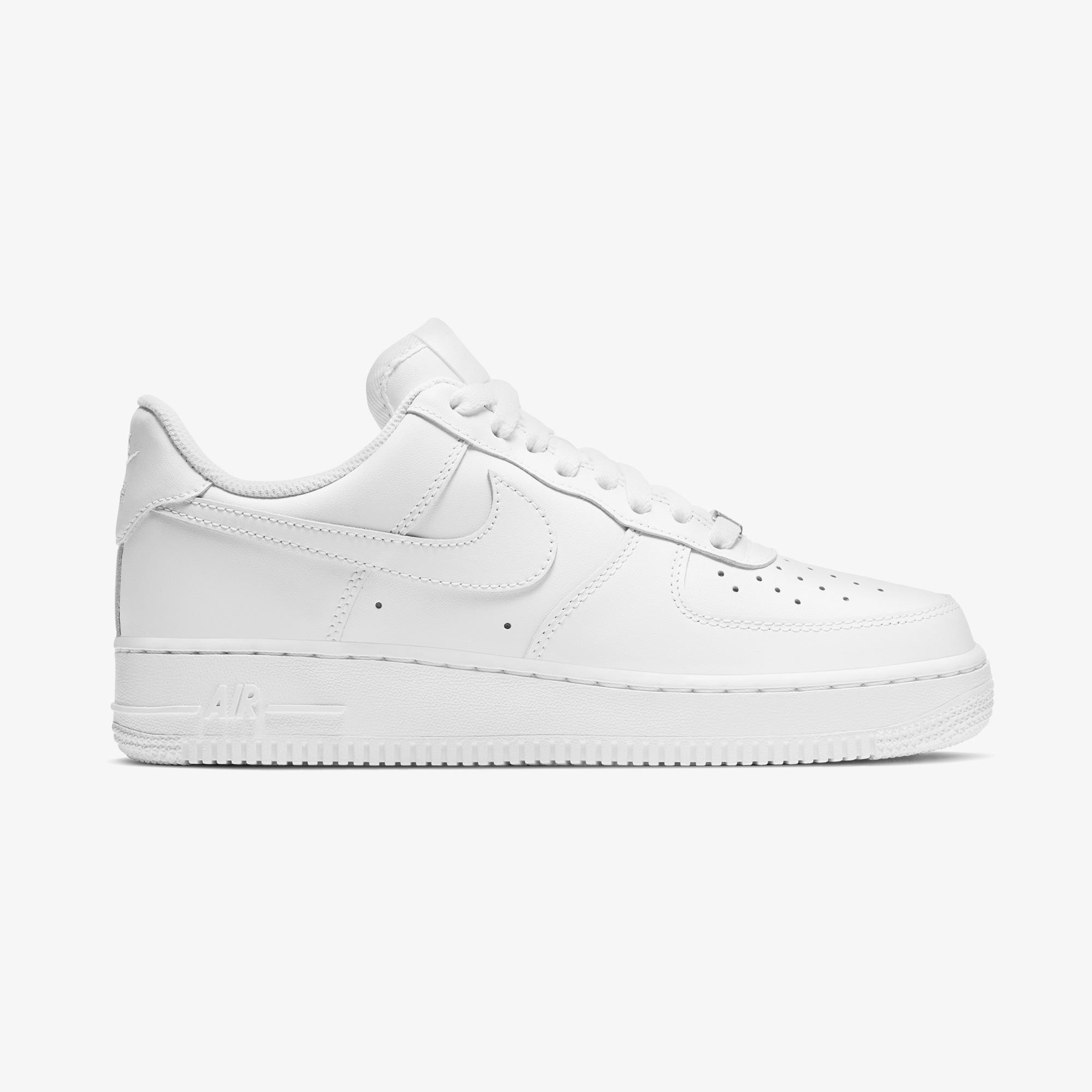 Nike Air Force 1 '07 Kadın Beyaz Spor Ayakkabı