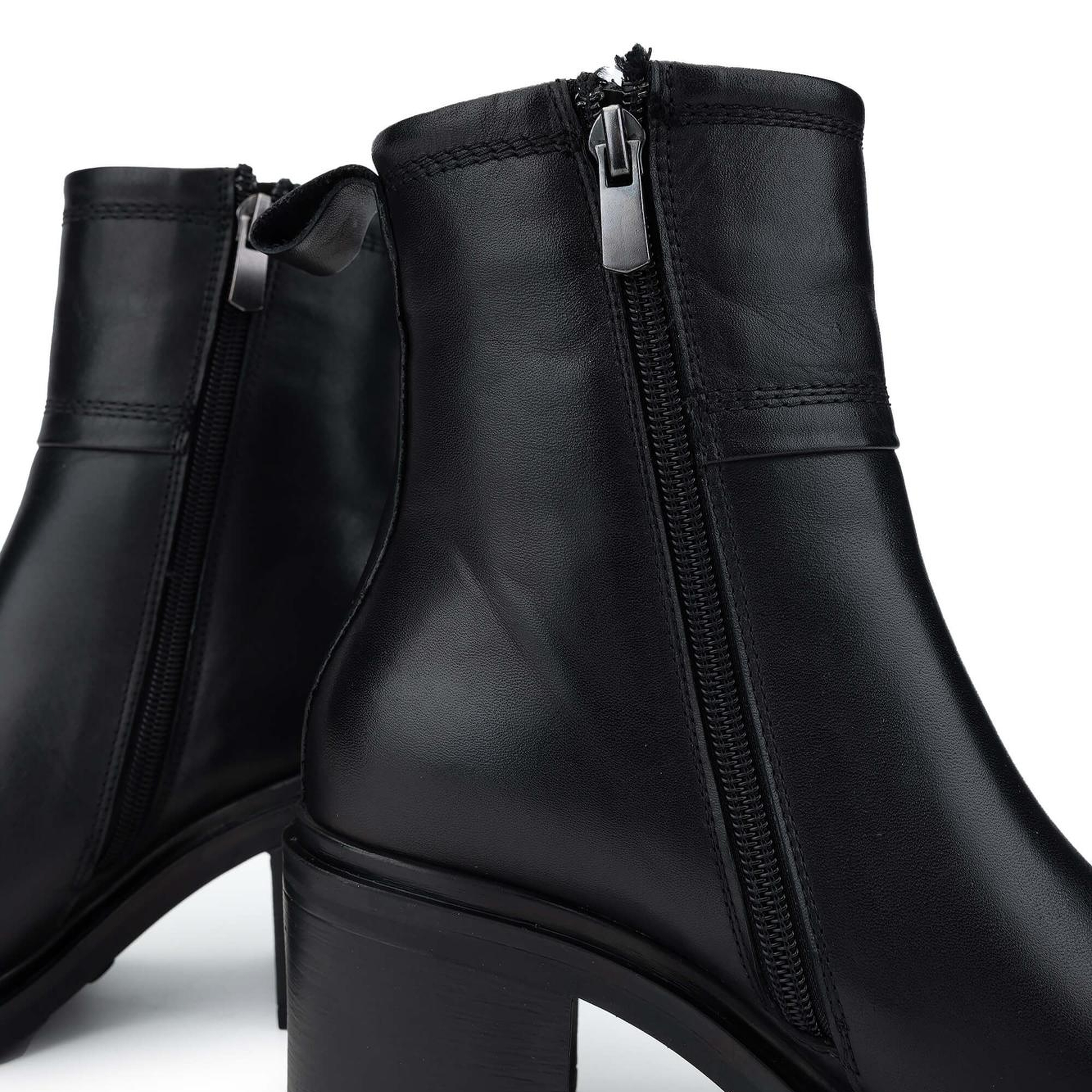 Tamer Tanca Kadın Hakiki Deri Siyah Deri Topuklu Bot