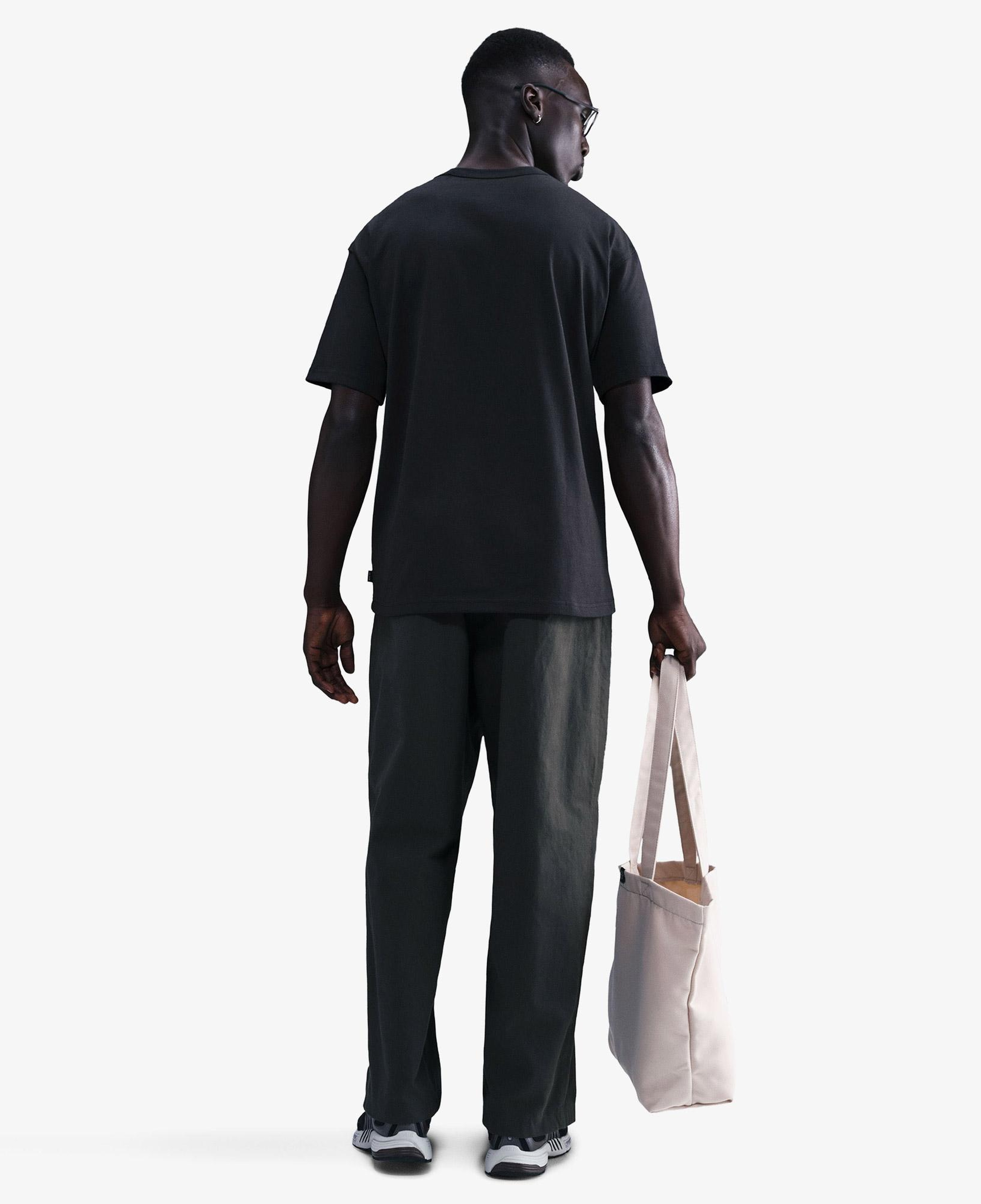 Nike Sportswear Premium Essentials Erkek Siyah T-Shirt