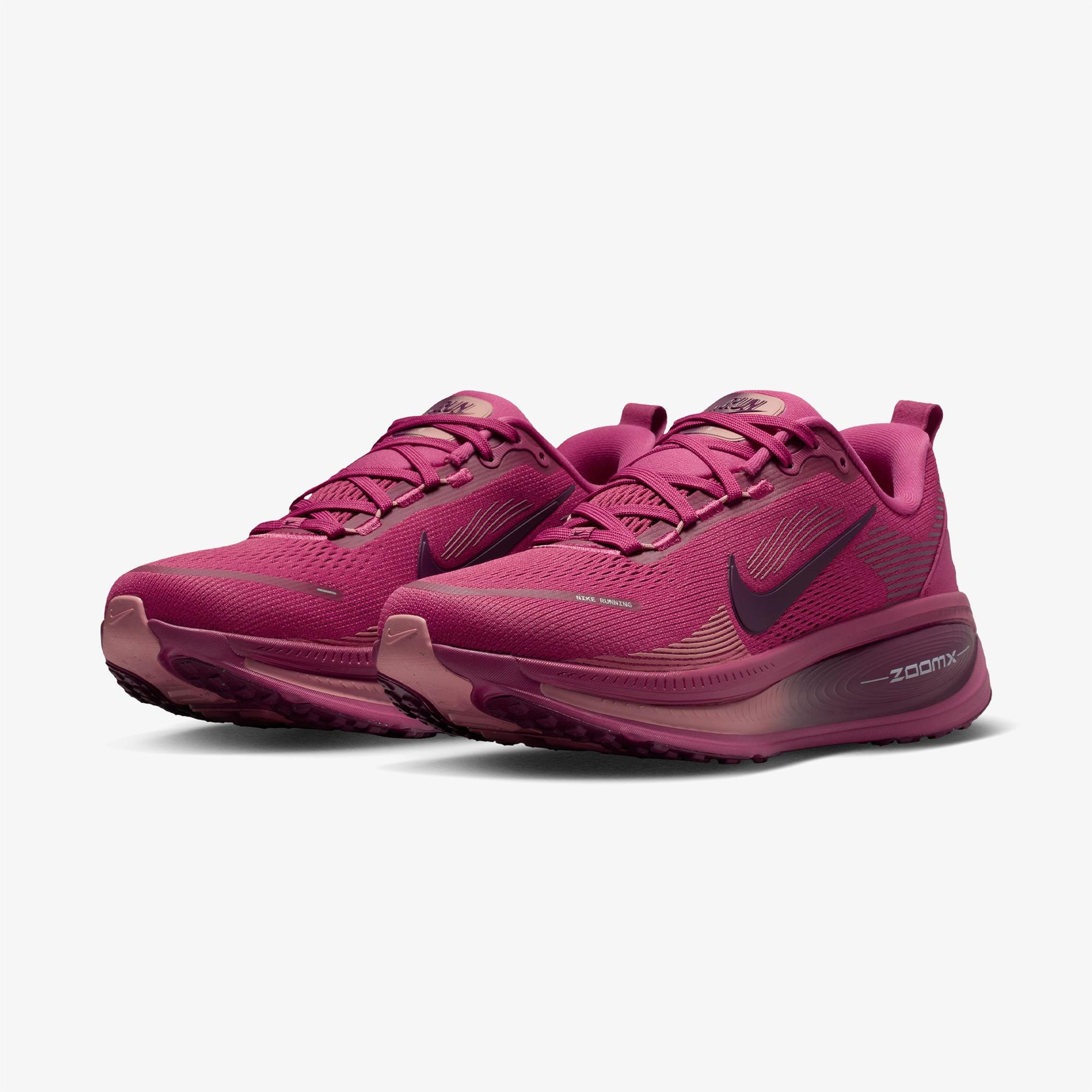 Nike Vomero 18 Kadın Bordo Koşu Ayakkabısı