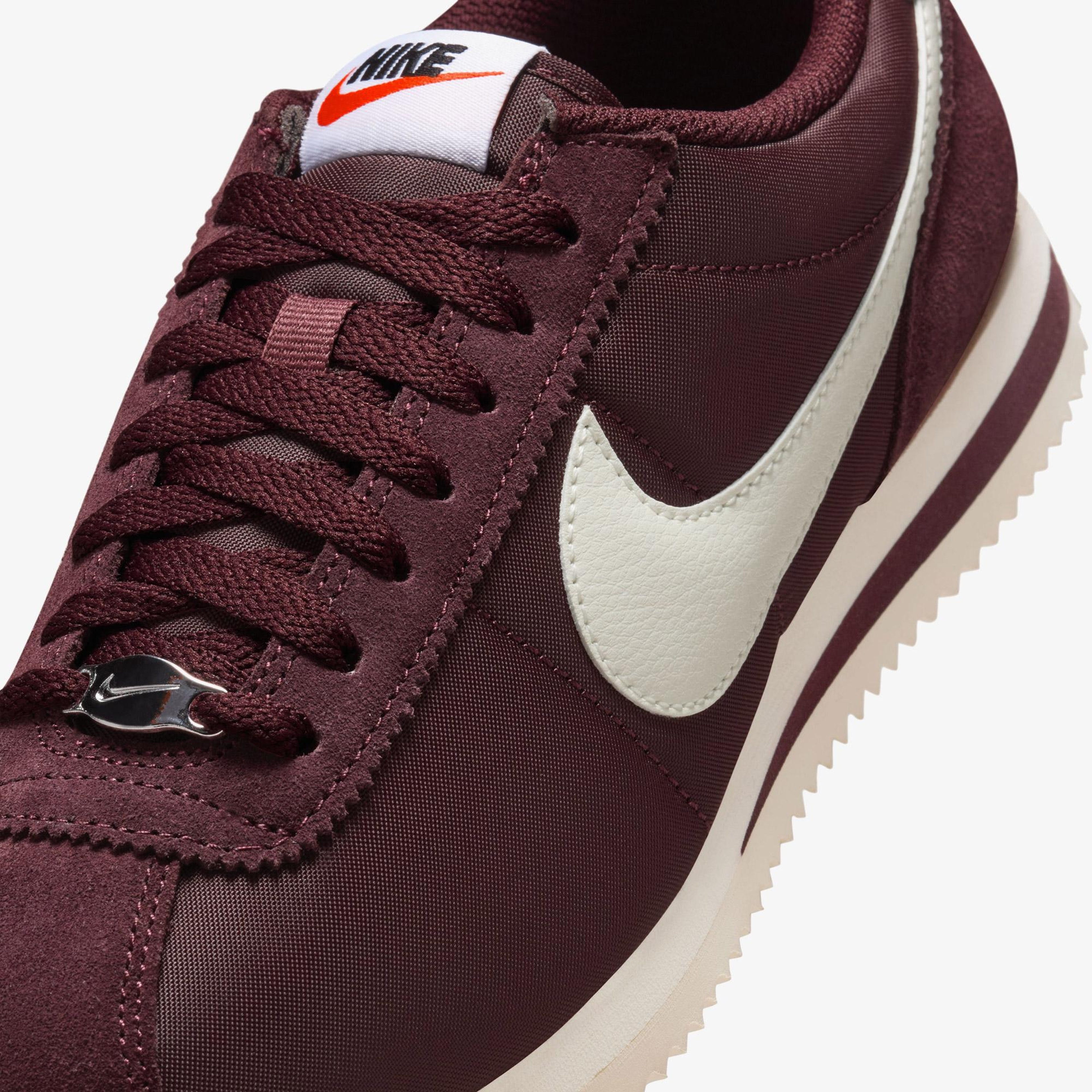 Nike Cortez Kadın Bordo Spor Ayakkabı