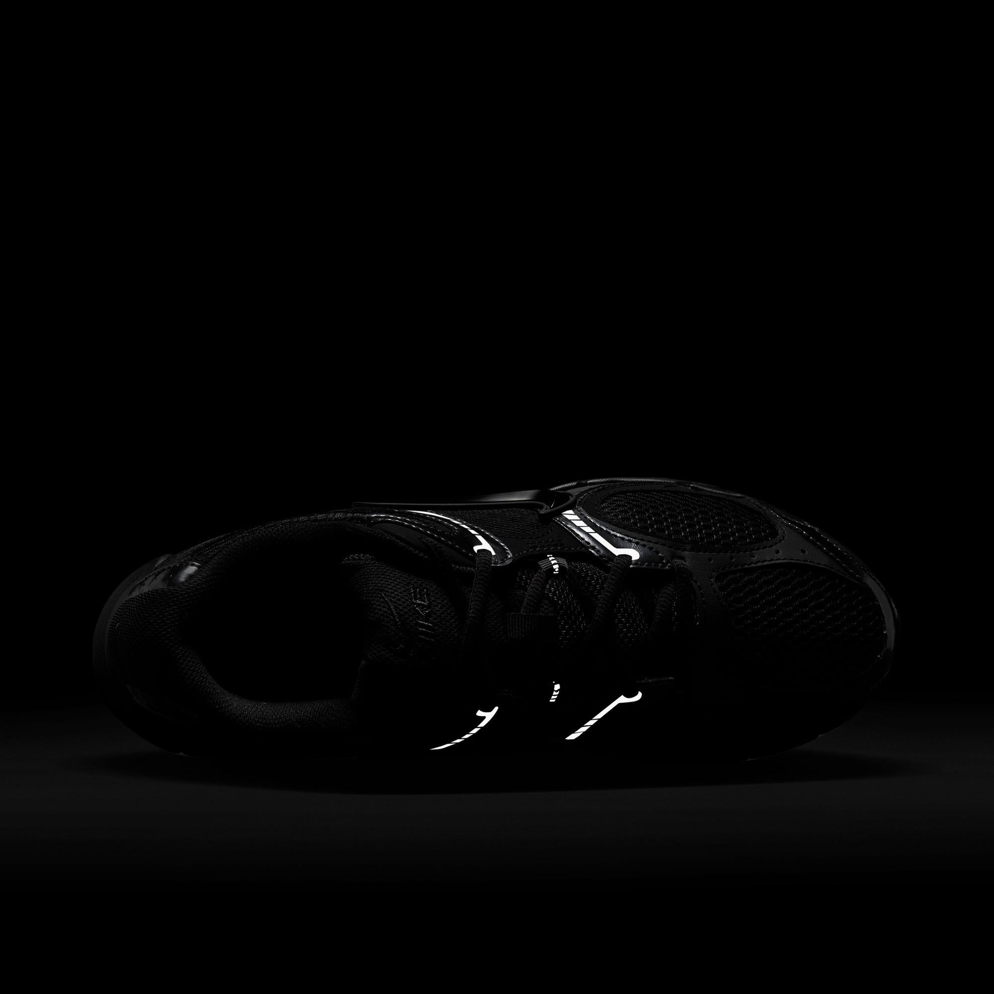 Nike Siyah Nike V5