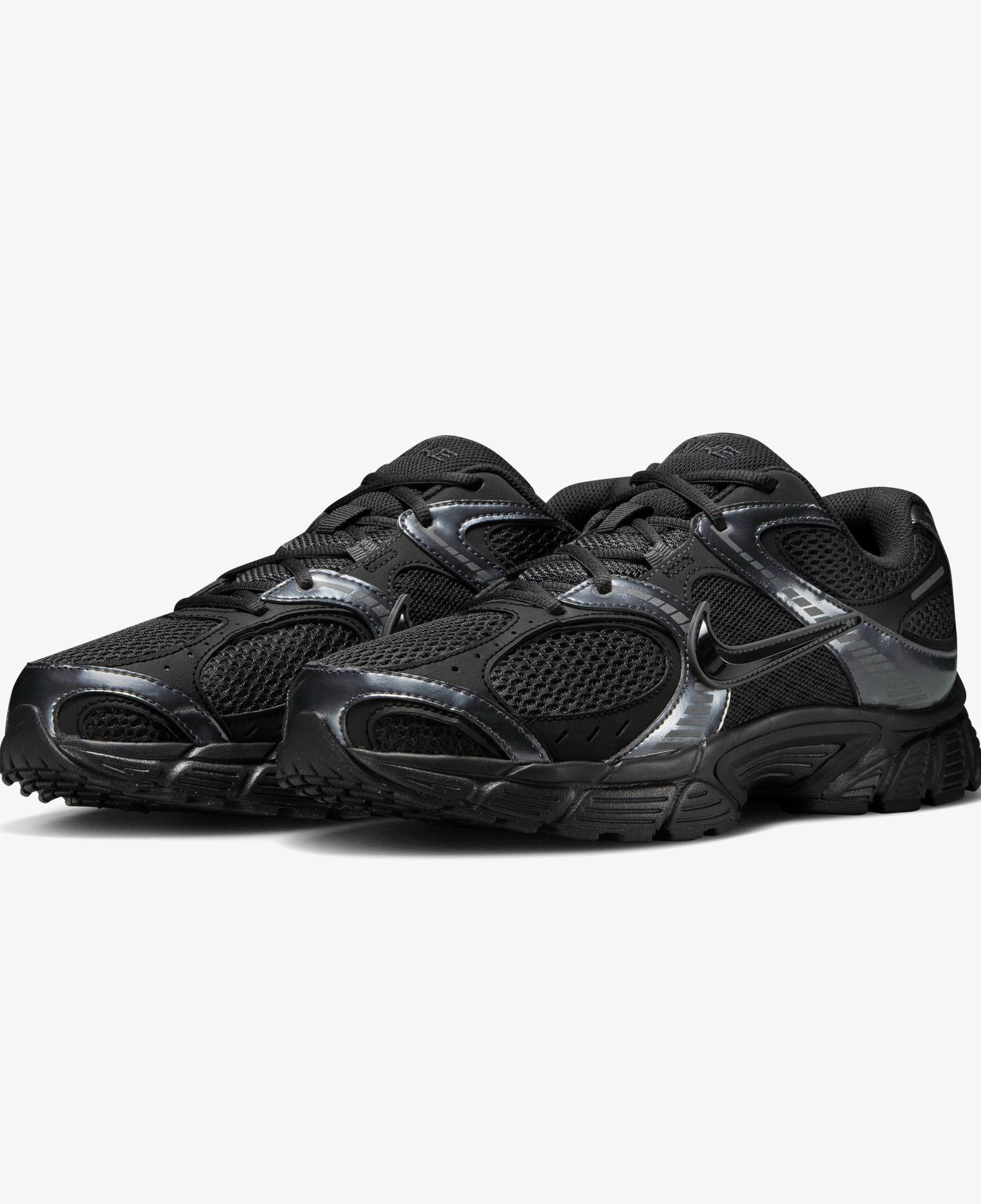 Nike V5 RNR Erkek Siyah Spor Ayakkabı