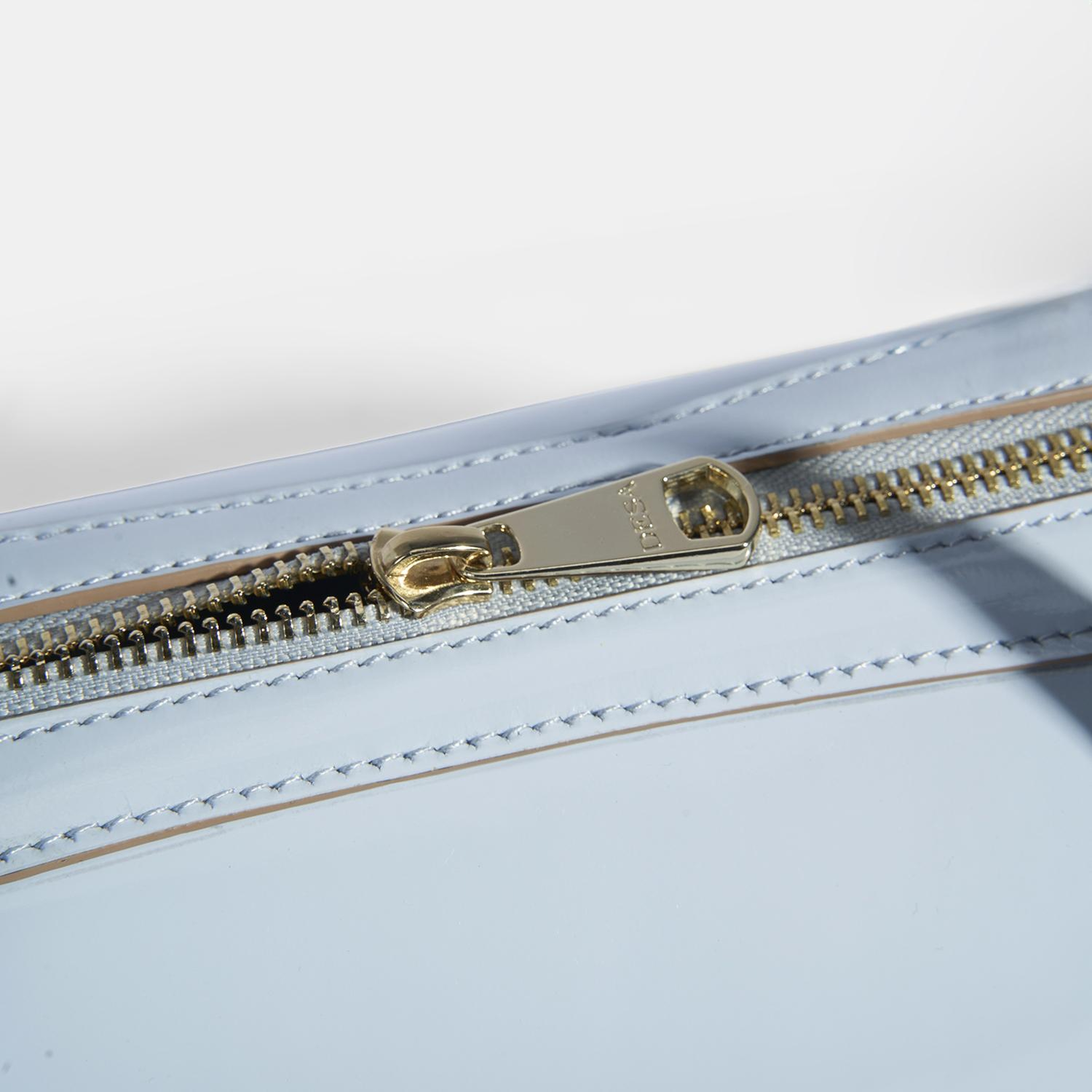 Limited Edition Mavi Kadın Yaprak Detaylı Deri Omuz Çantası