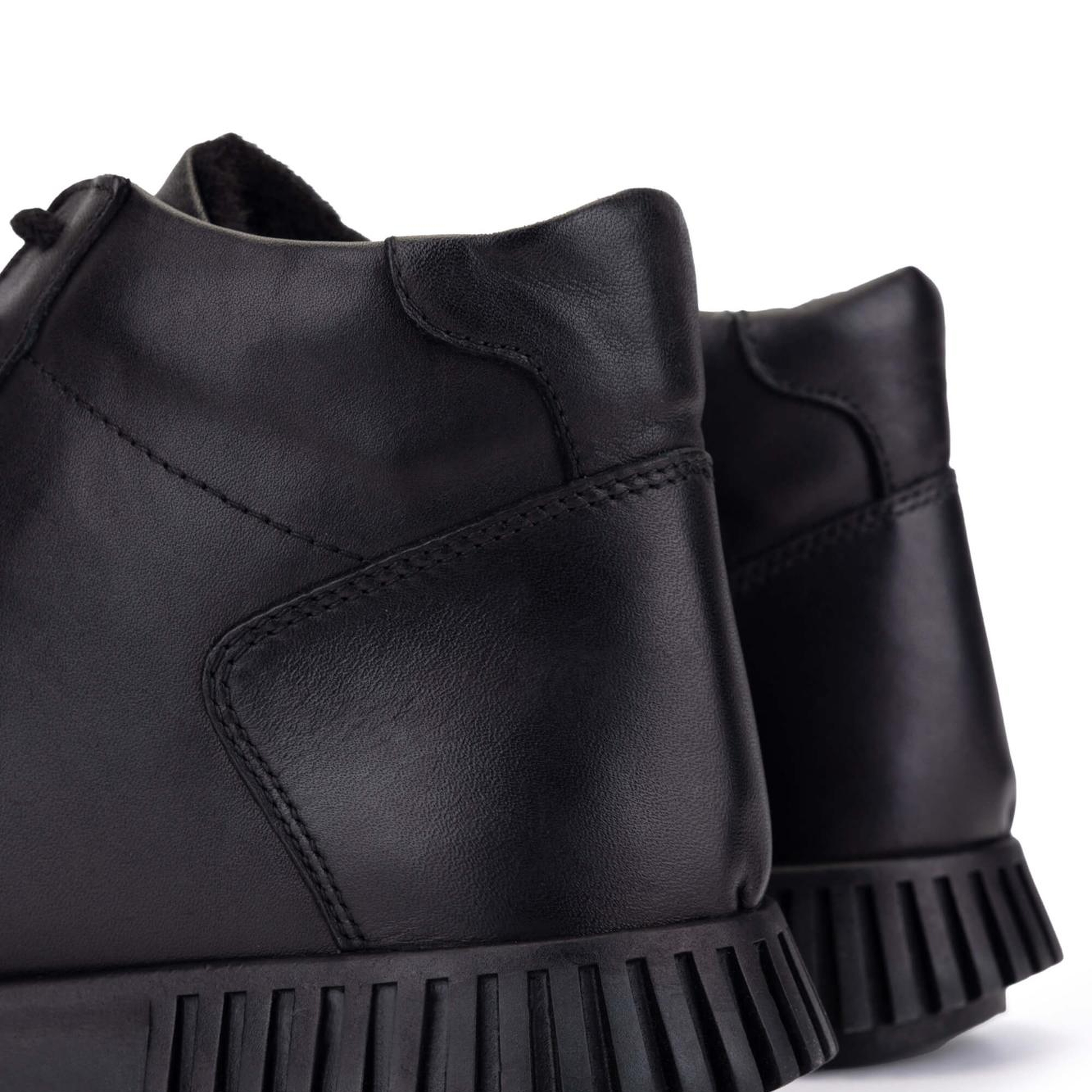 Tamer Tanca Kadın Hakiki Deri Siyah Floter Casual Bot