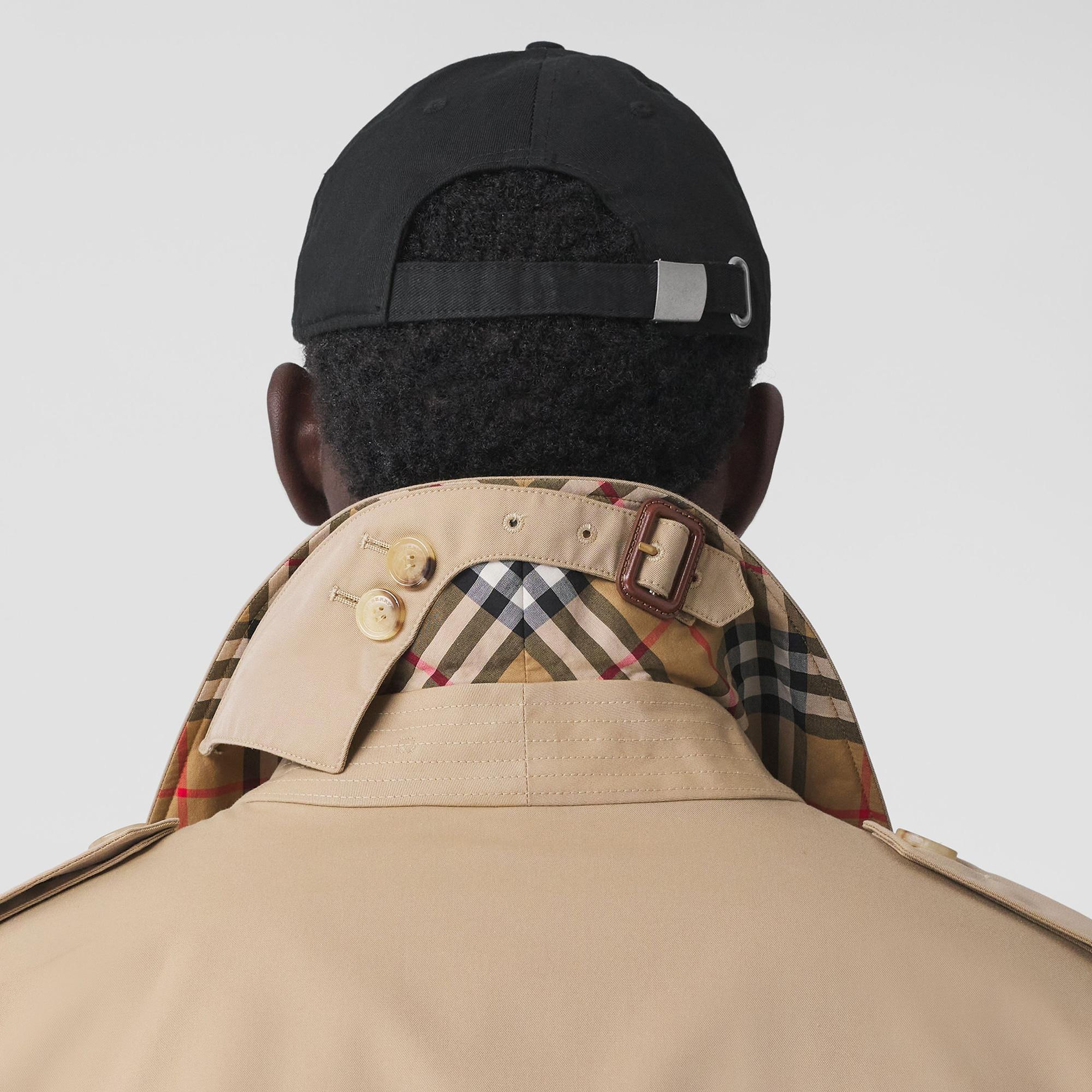 Burberry The Mid-Length Chelsea Heritage Erkek Bej Trençkot