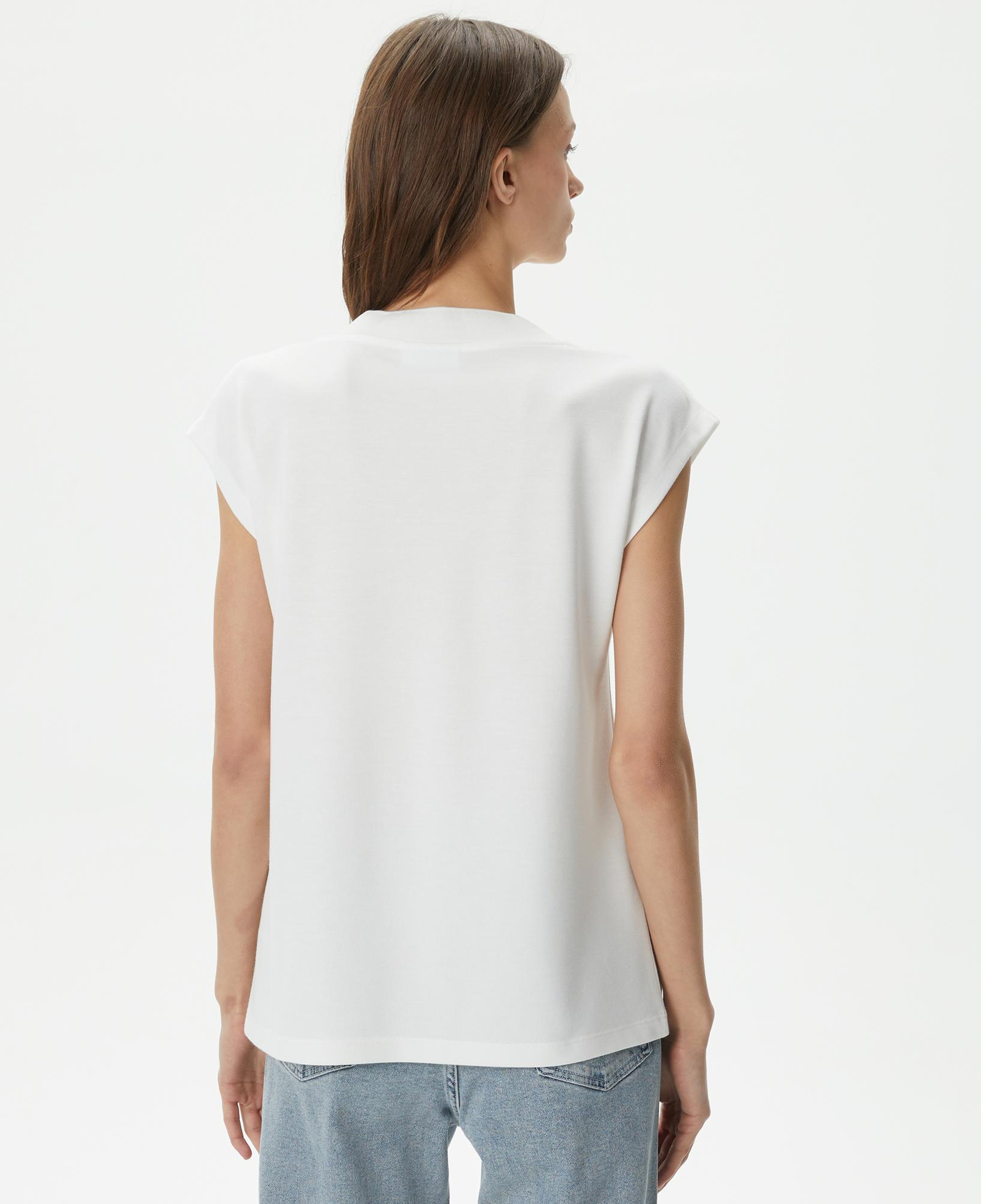 Lacoste Kadın Slim Fit V Yaka Beyaz T-Shirt