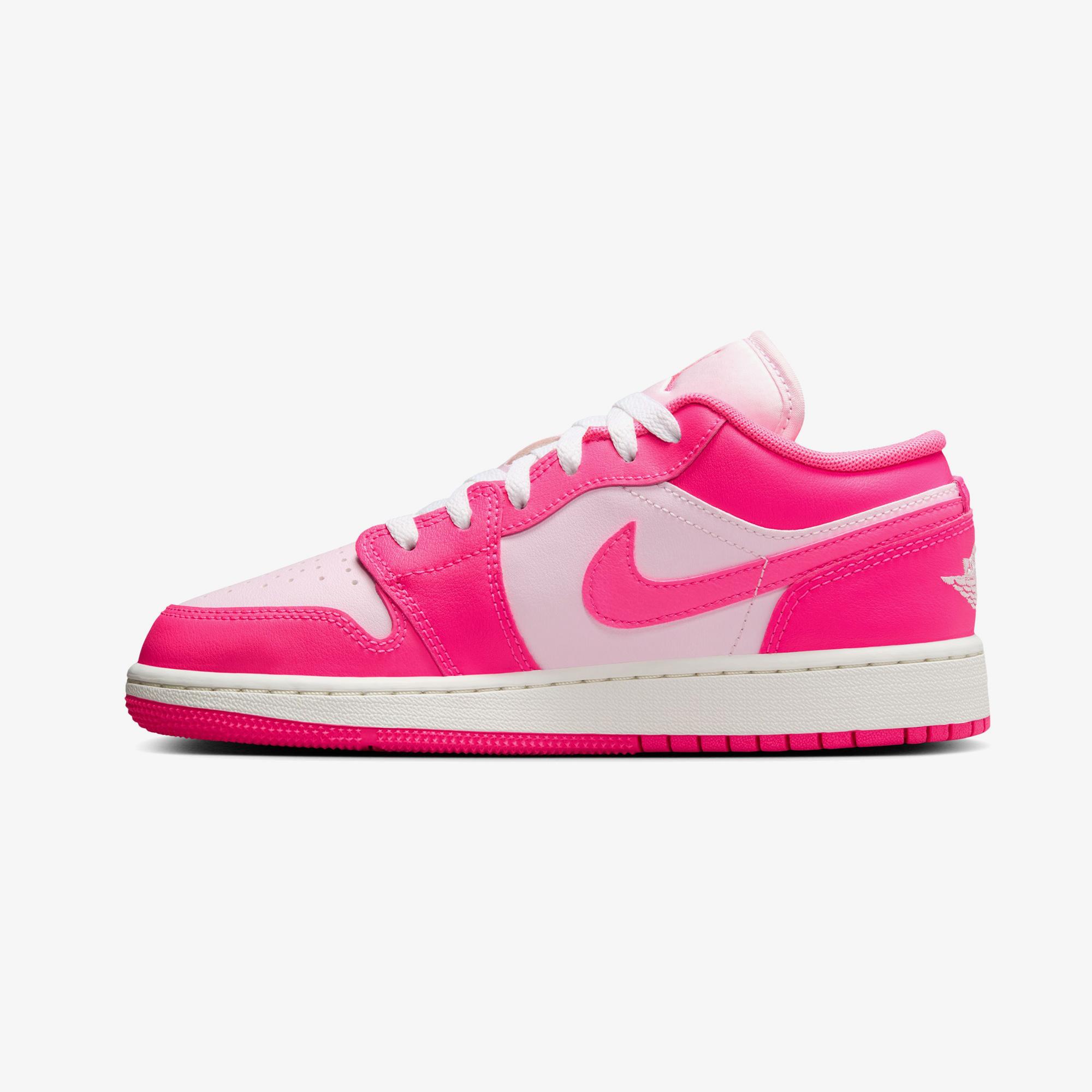 Jordan Air 1 Low Pembe Spor Ayakkabı