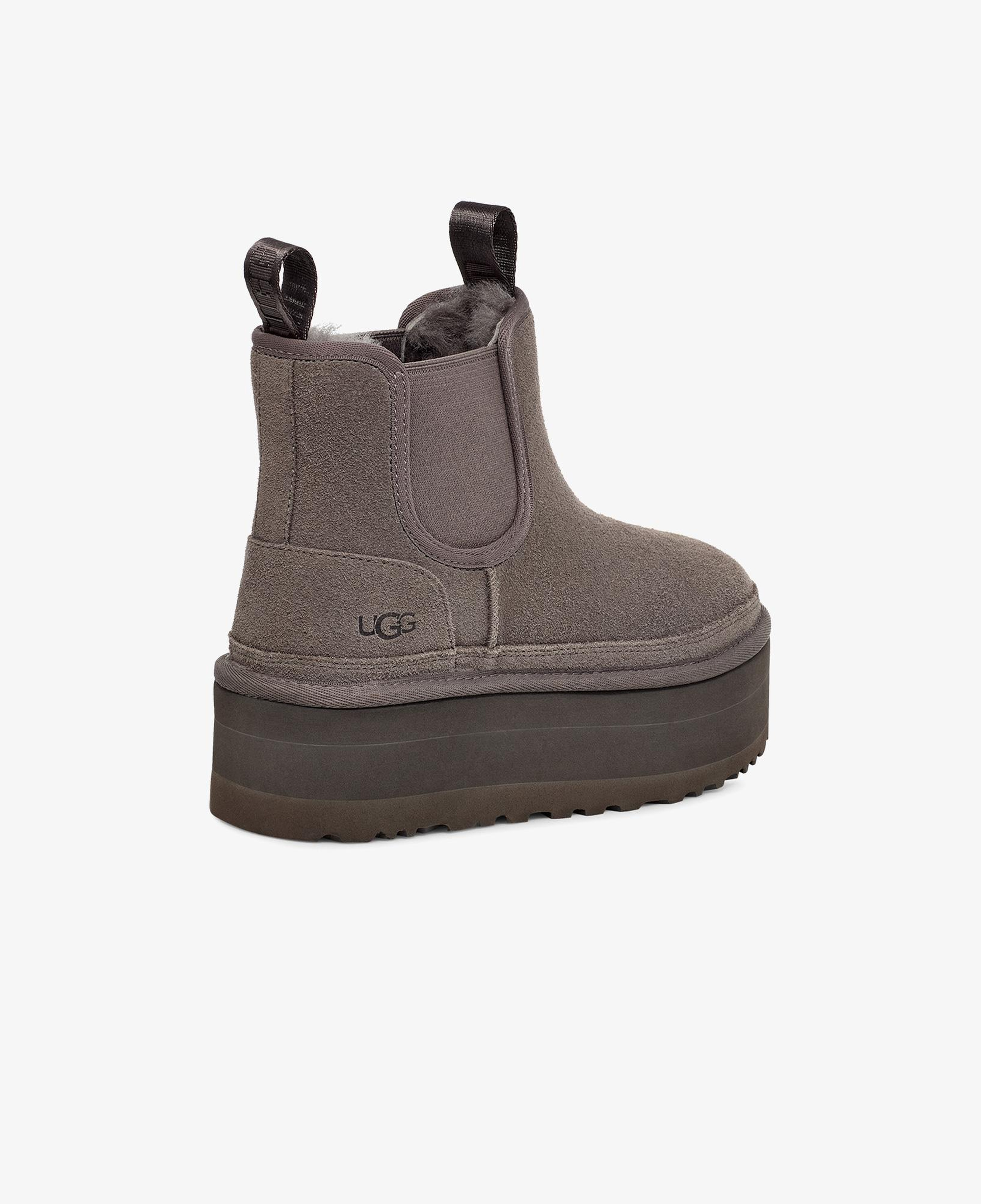 UGG Neumel Platform Chelsea Kadın Gri Bot