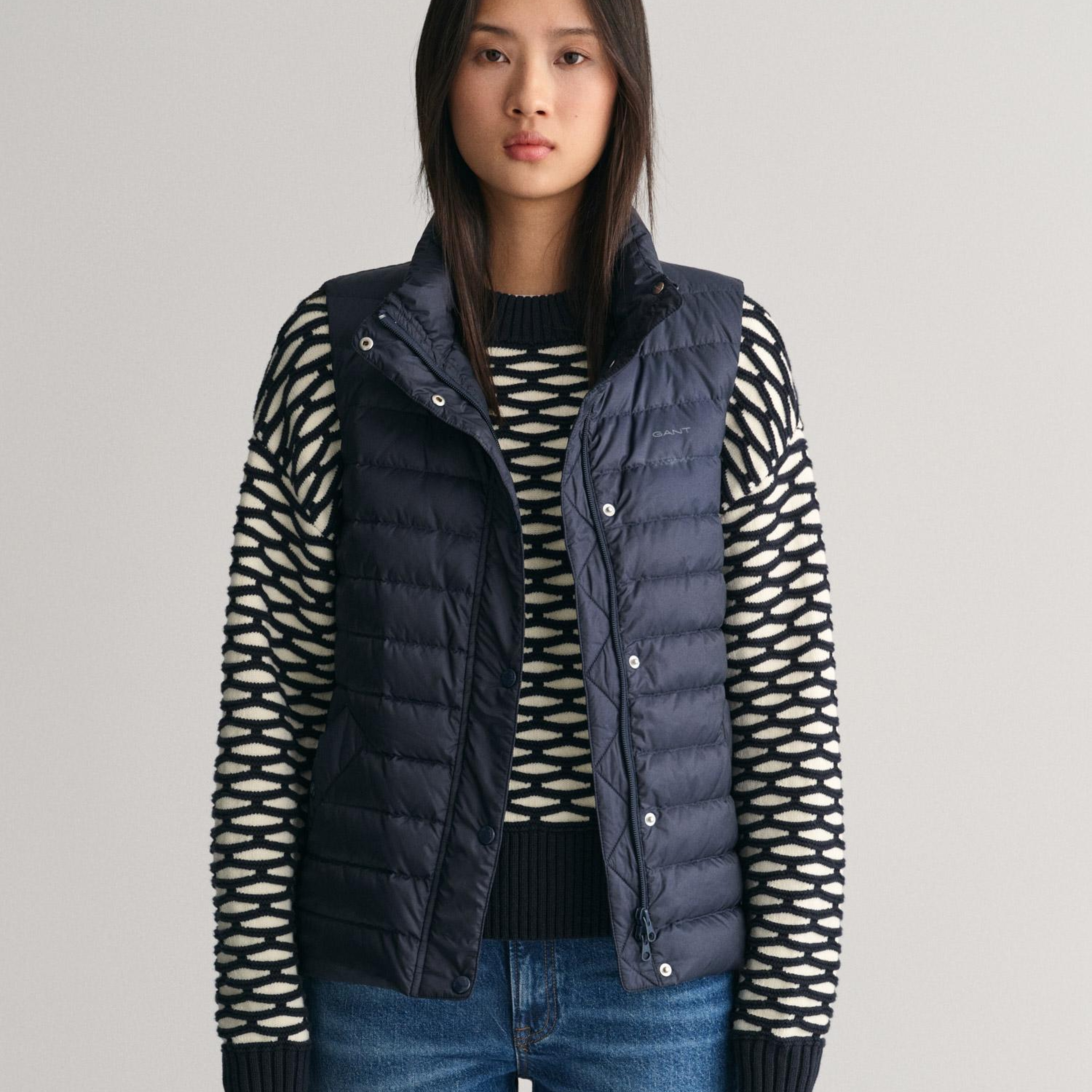 GANT Kadın Lacivert Dik Yaka Kaz Tüyü Yelek