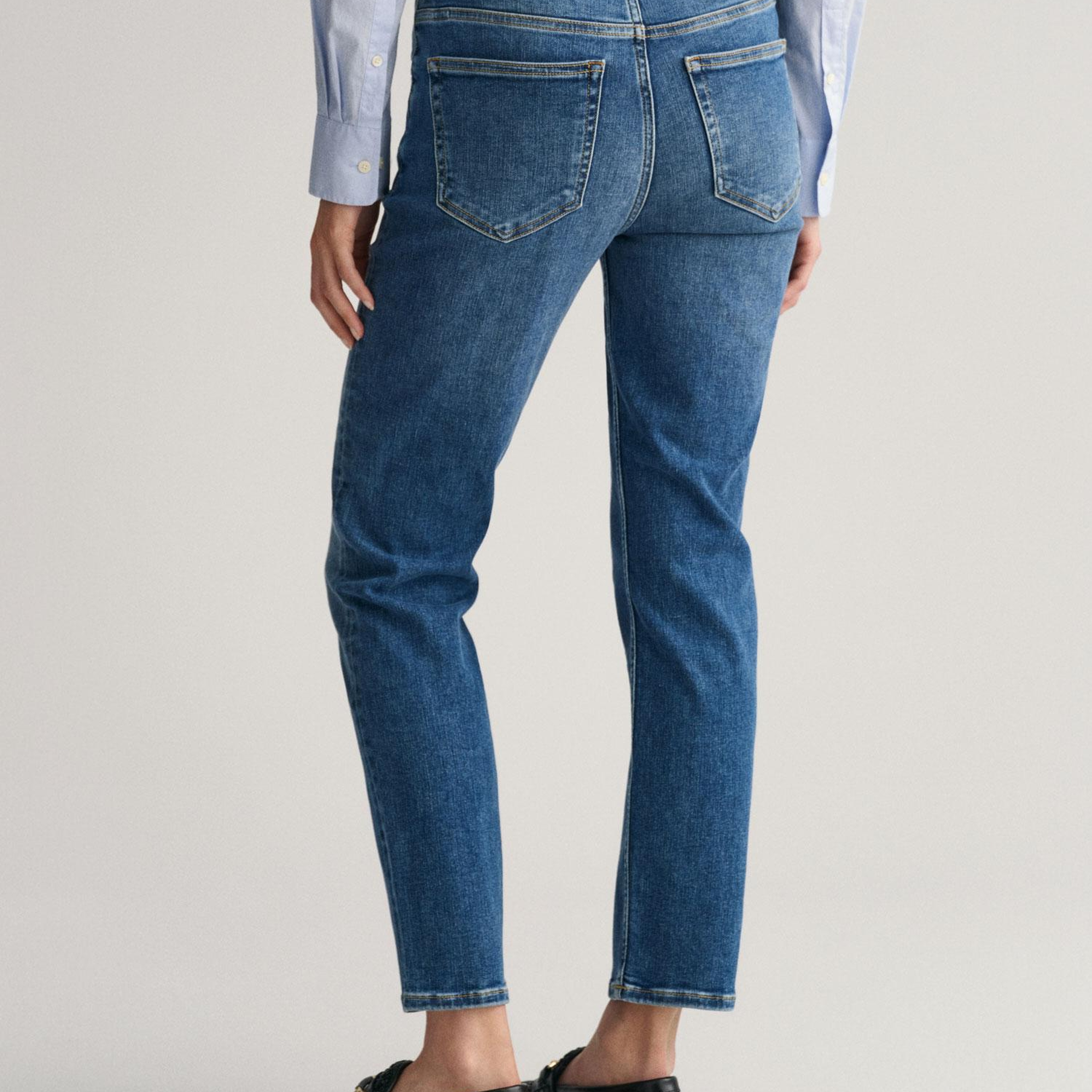 GANT Kadın Mavi Slim Fit Jean Pantolon