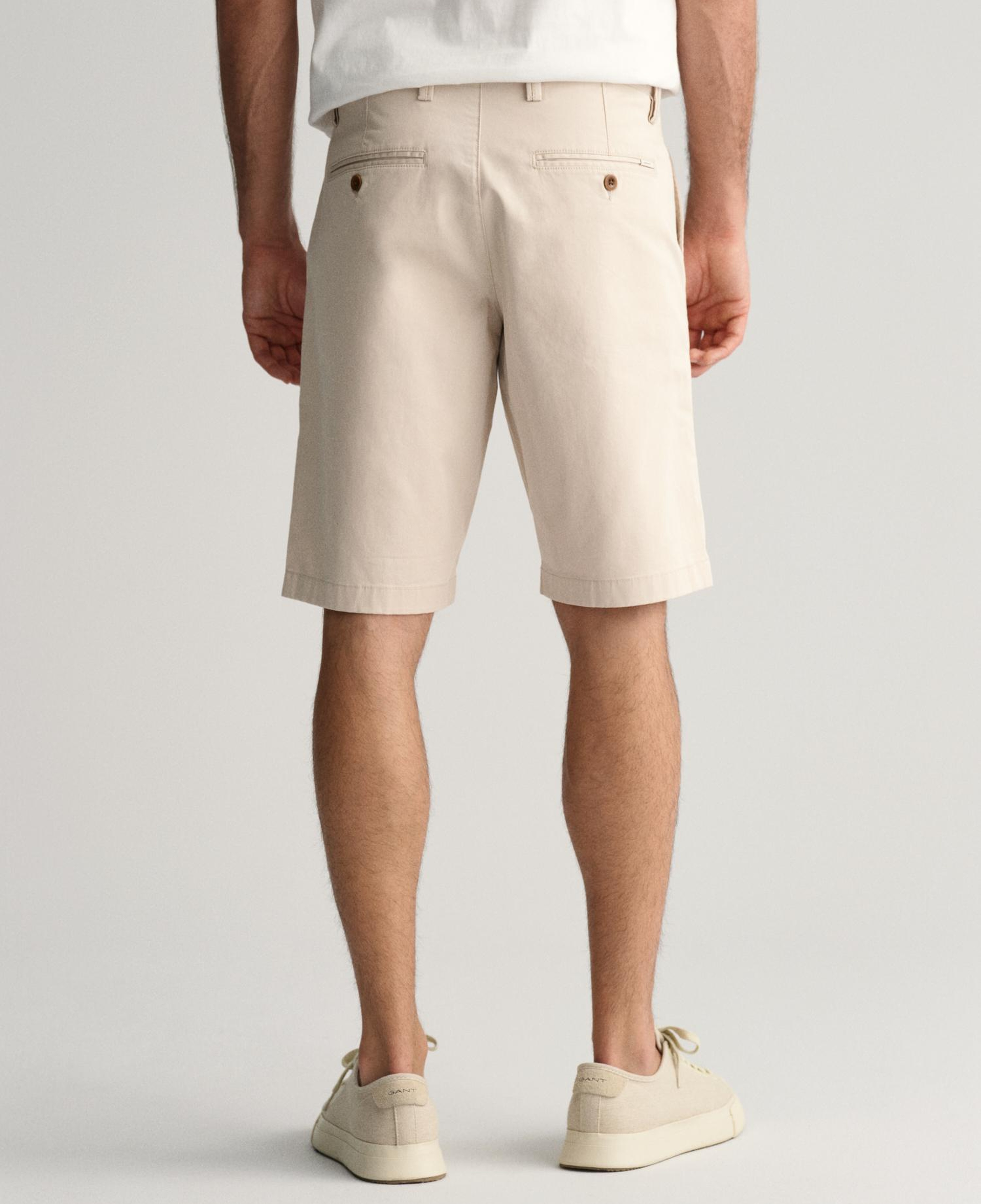 Gant Erkek Krem Relaxed Fit Chino Şort