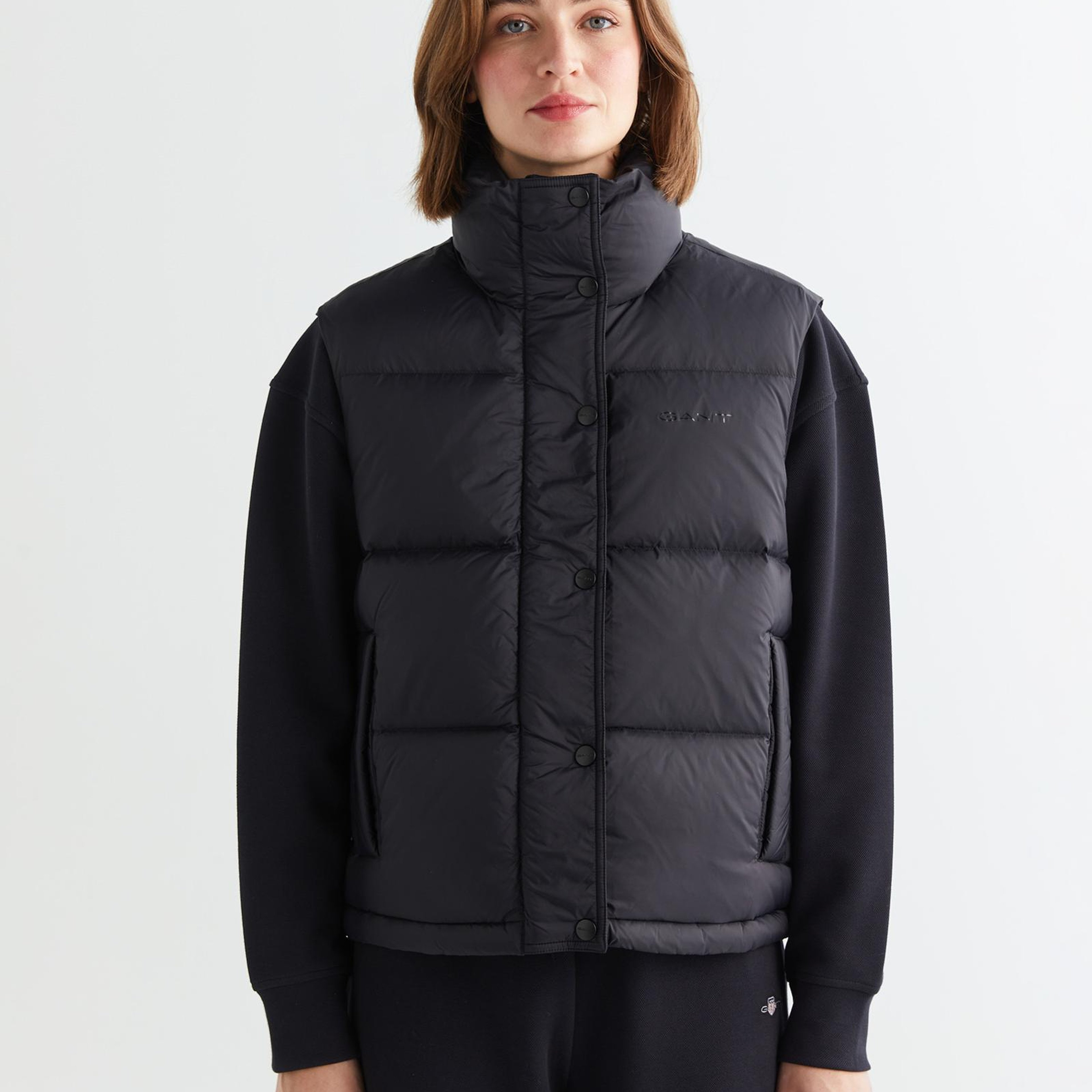 GANT Kadın Siyah Relaxed Fit Fermuarlı Logolu Yelek