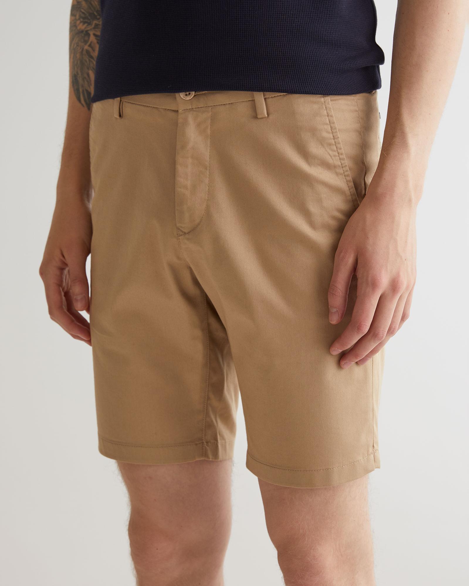 GANT Erkek Bej Slim Fit Şort