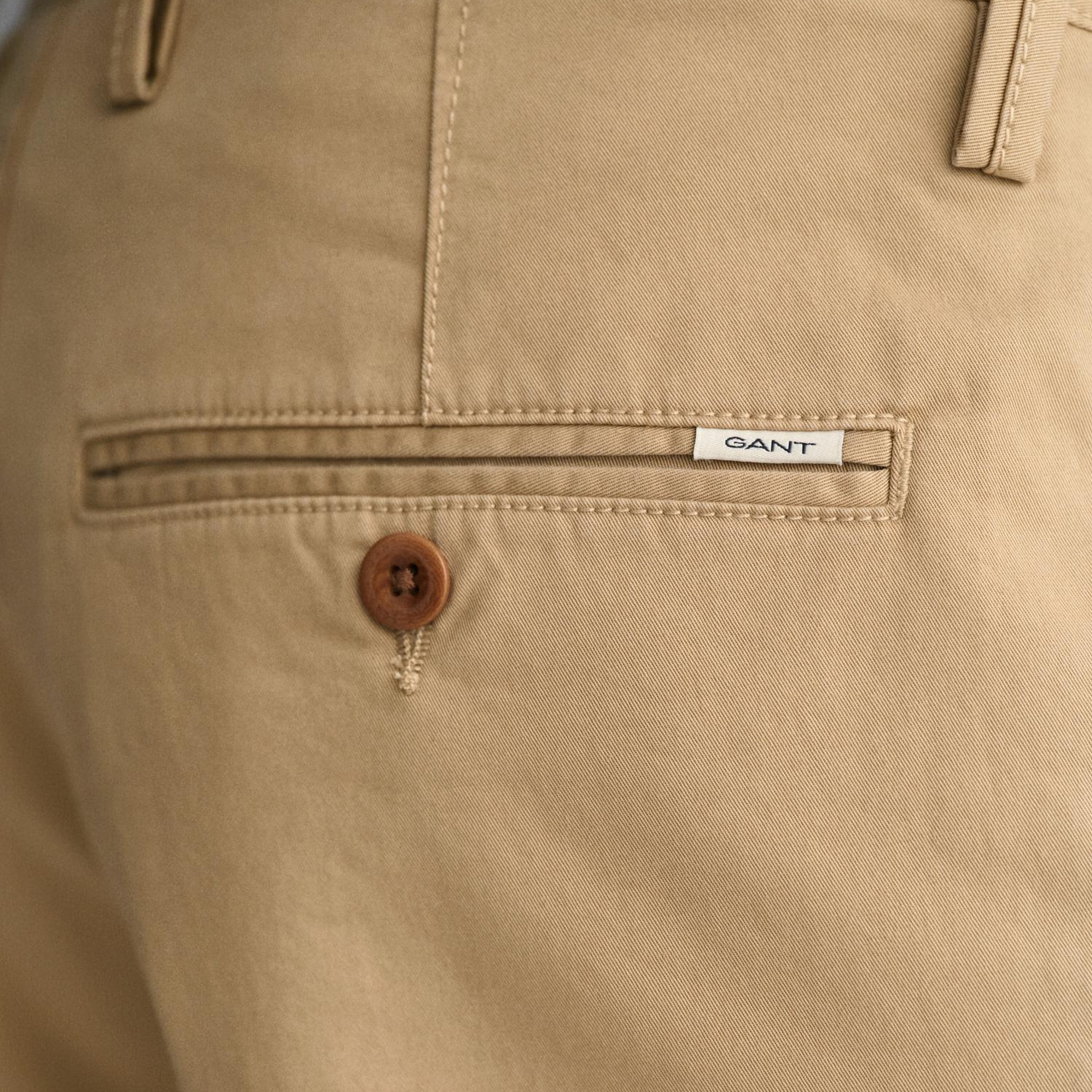 Gant Erkek Bej Relaxed Fit Chino Şort