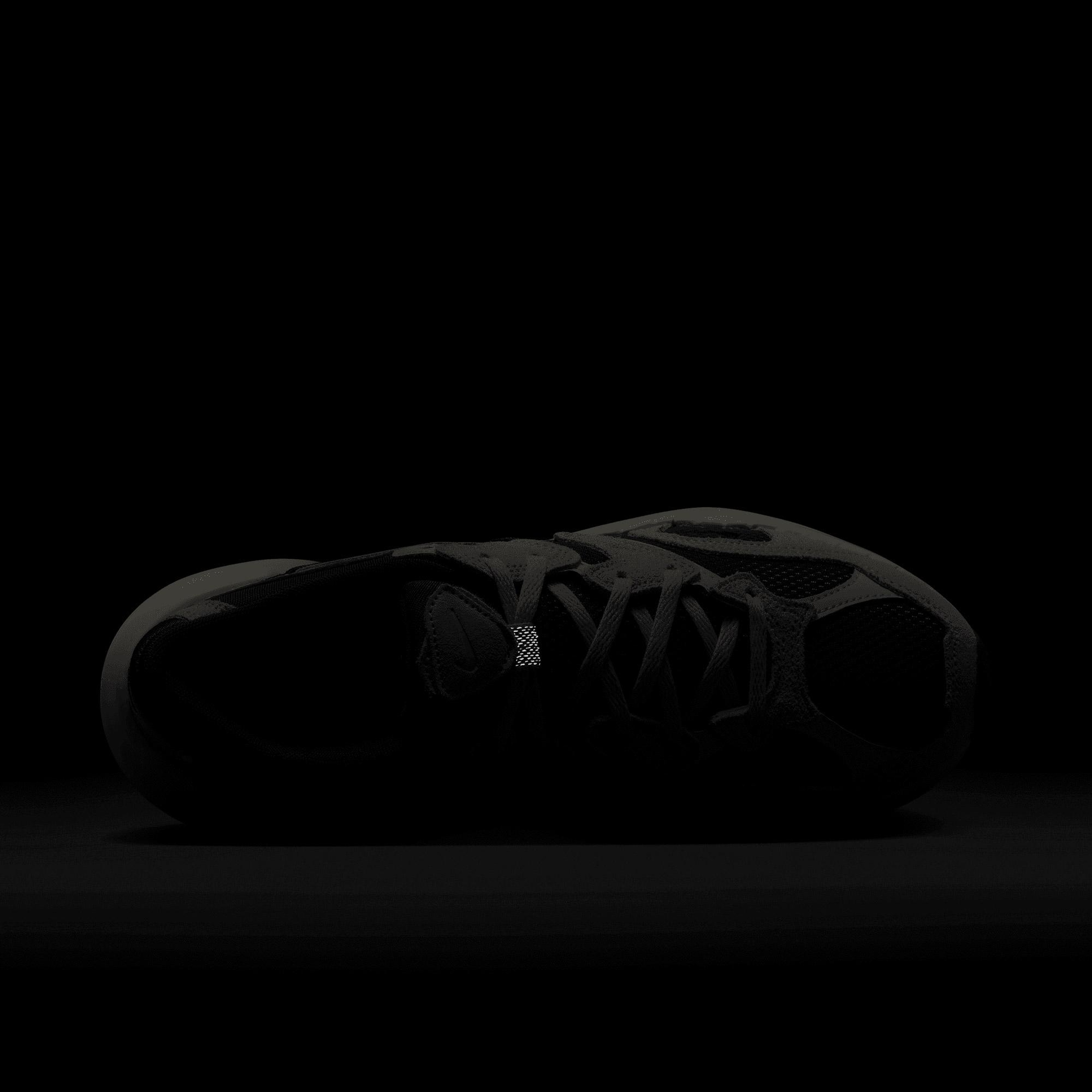Nike AL8 Kadın Beyaz Spor Ayakkabı